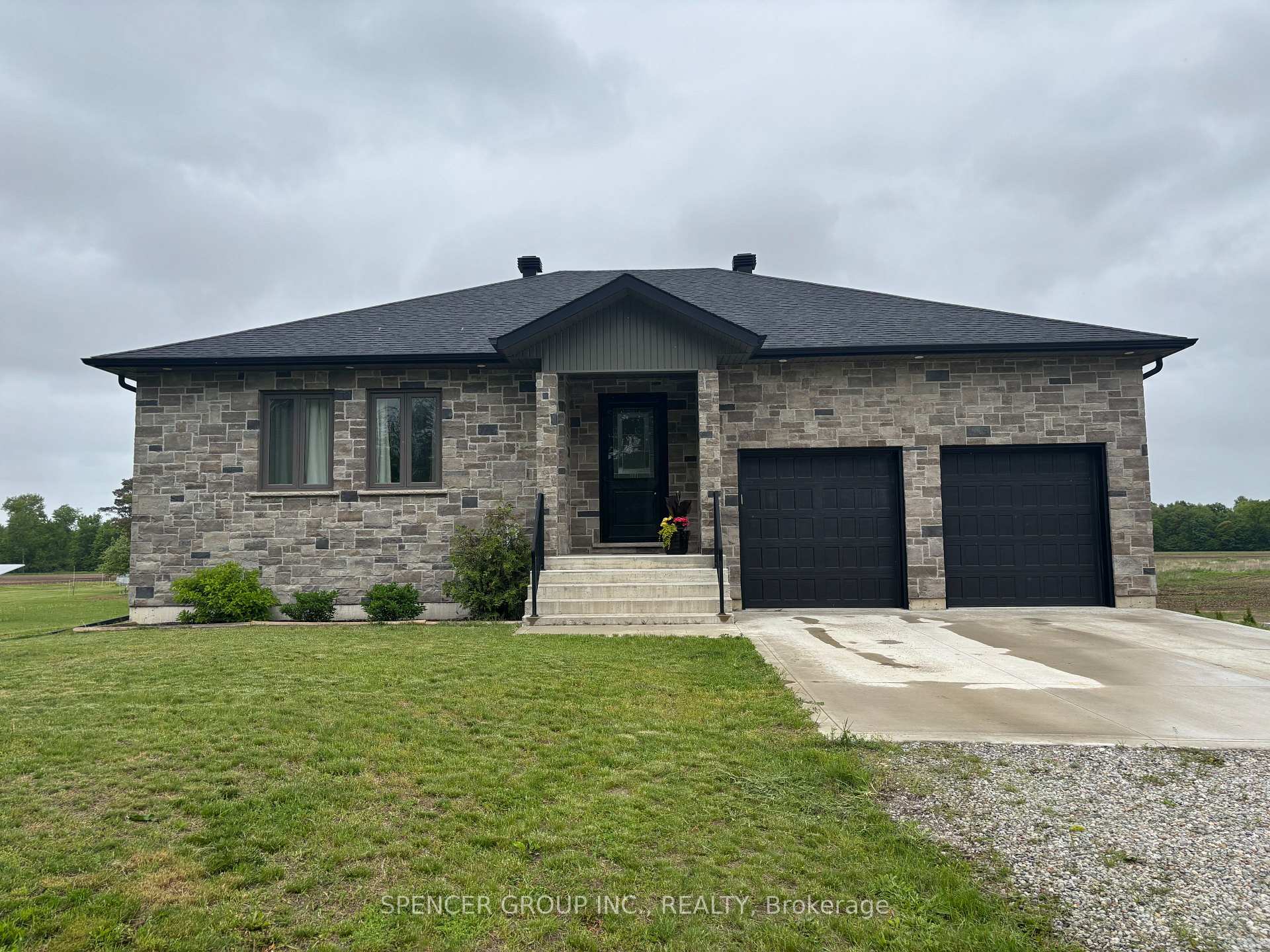 Front of 377 10th Concession Road