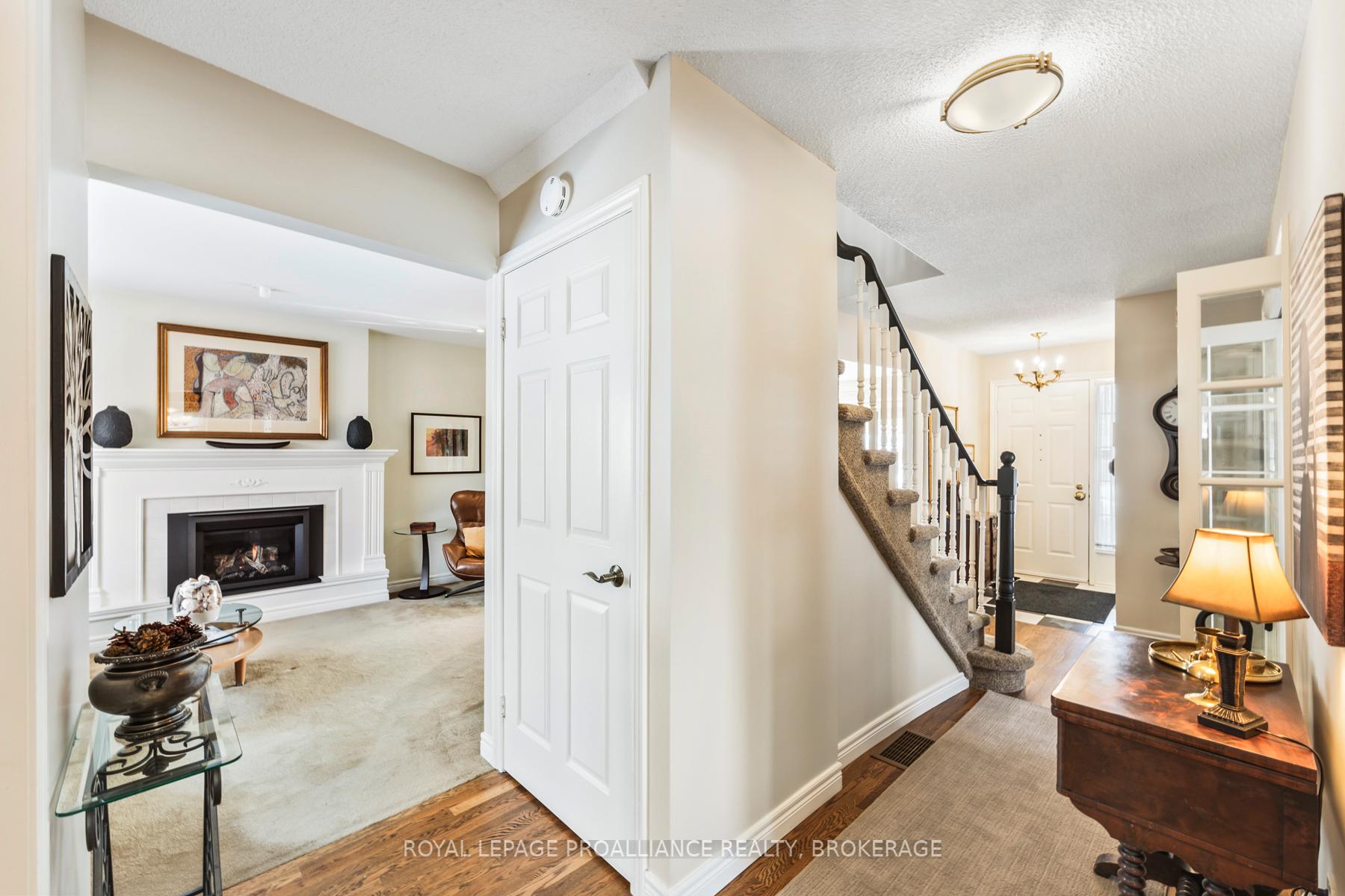 Photo 18 of 38 Chartwell Crescent, Kingston, Kingston East (Incl Barret Crt) — HOMEH