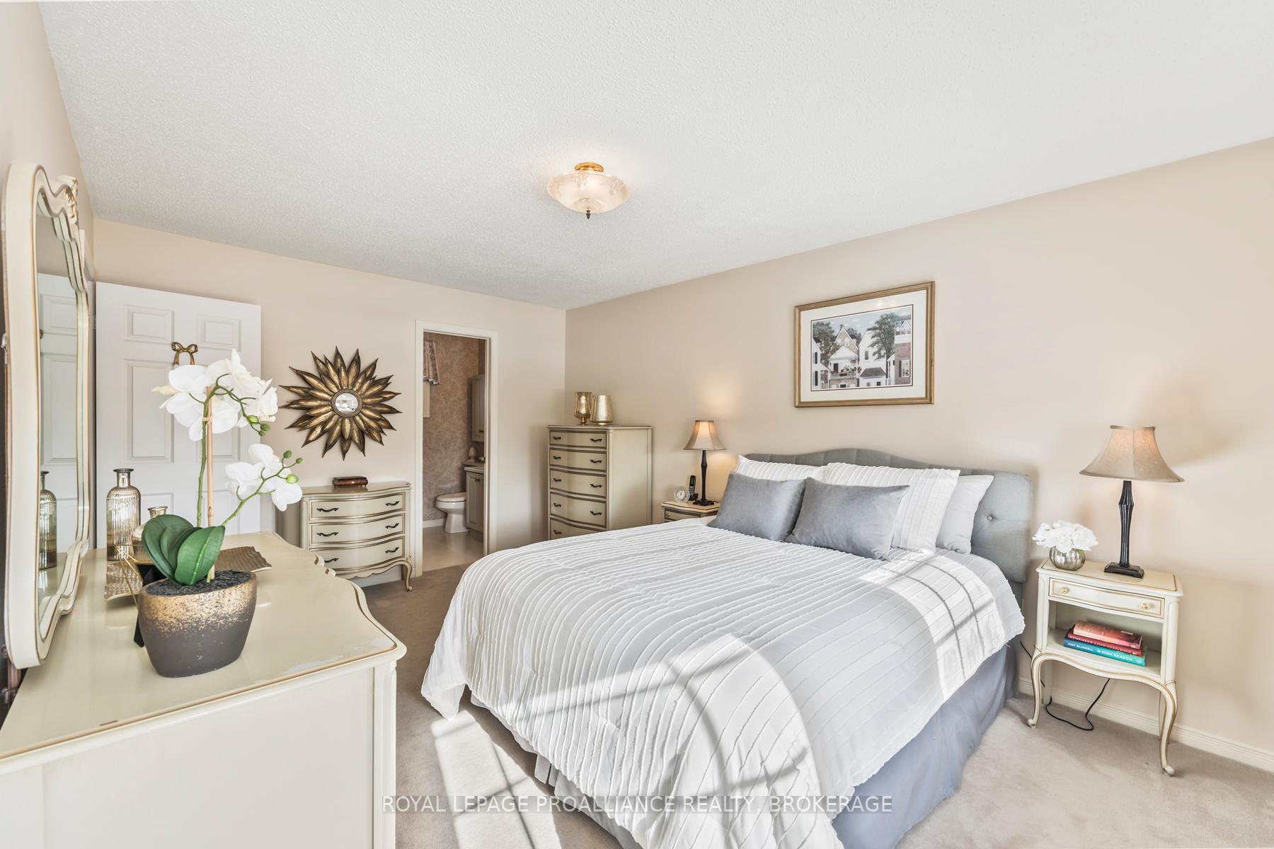 Photo 29 of 38 Chartwell Crescent, Kingston, Kingston East (Incl Barret Crt) — HOMEH