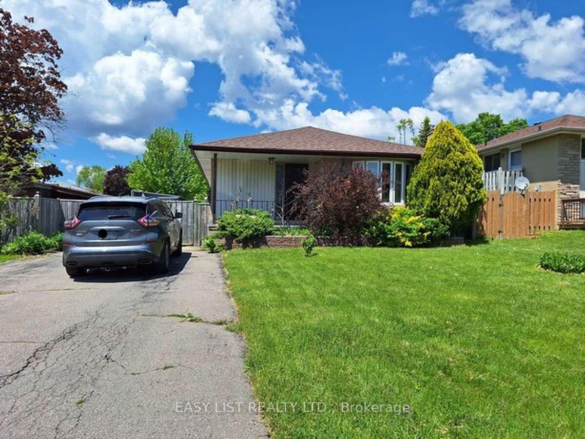 Photo 1 of 812 Carnaby Crescent, Oshawa, Centennial — HOMEH