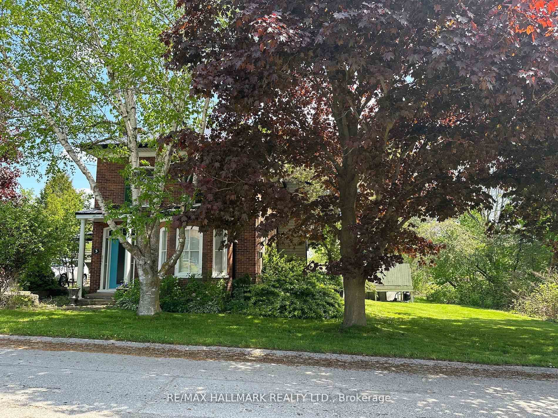 Photo 12 of 3 Mill Street, Prince Edward County, Bloomfield Ward — HOMEH