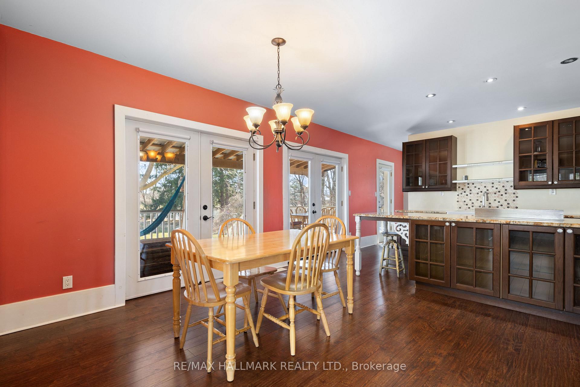 Photo 23 of 3 Mill Street, Prince Edward County, Bloomfield Ward — HOMEH