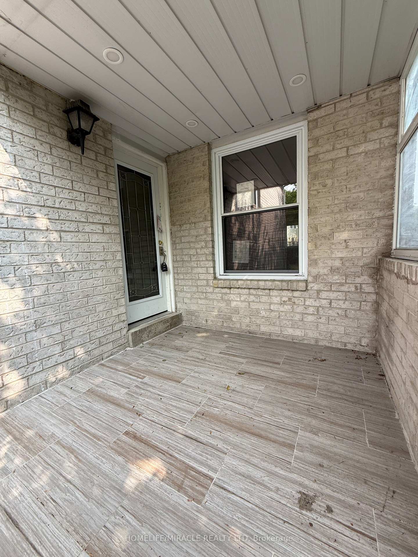 Photo 4 of 1620 McBrady Crescent, Pickering, Brock Ridge — HOMEH