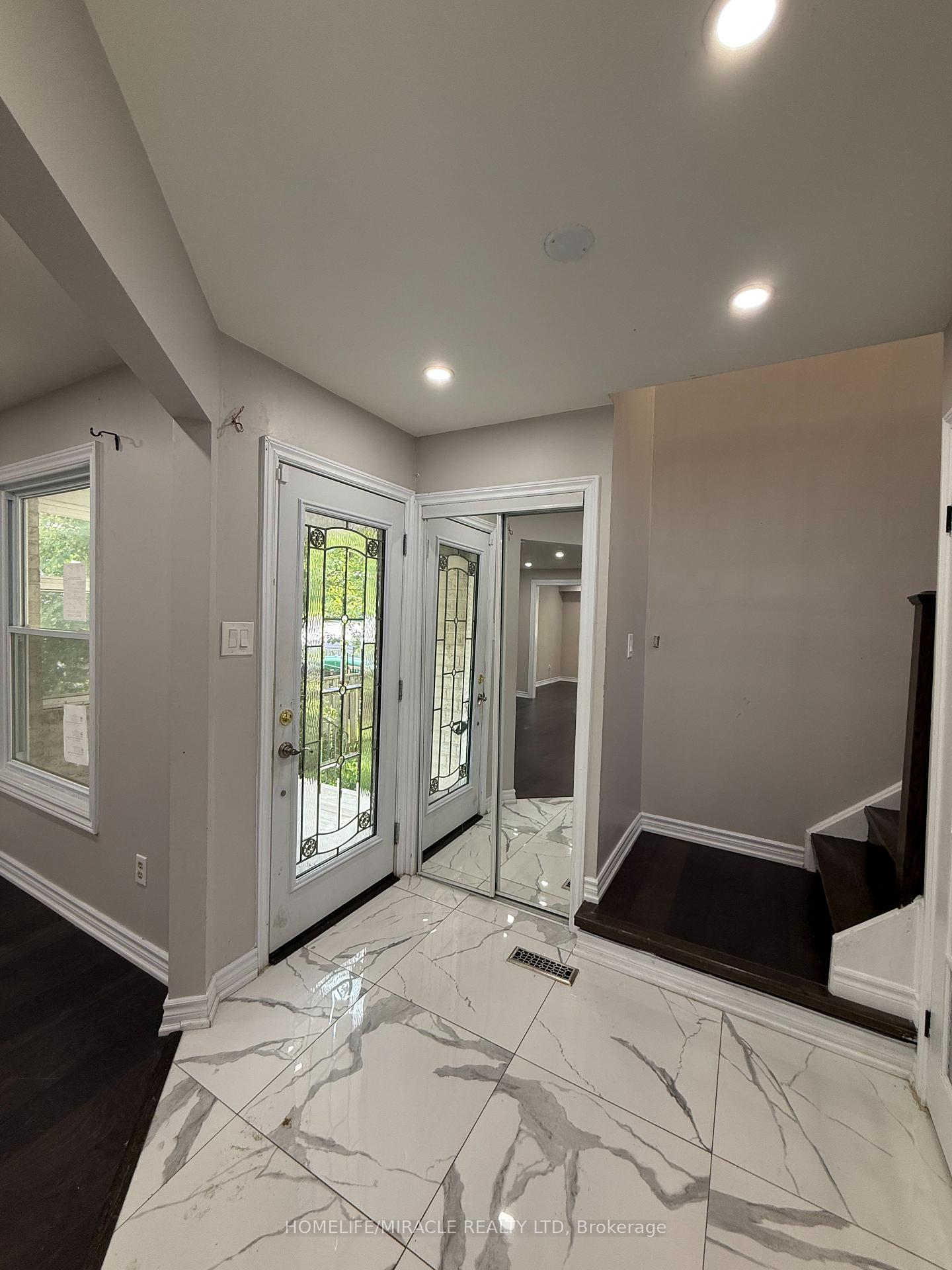 Photo 5 of 1620 McBrady Crescent, Pickering, Brock Ridge — HOMEH