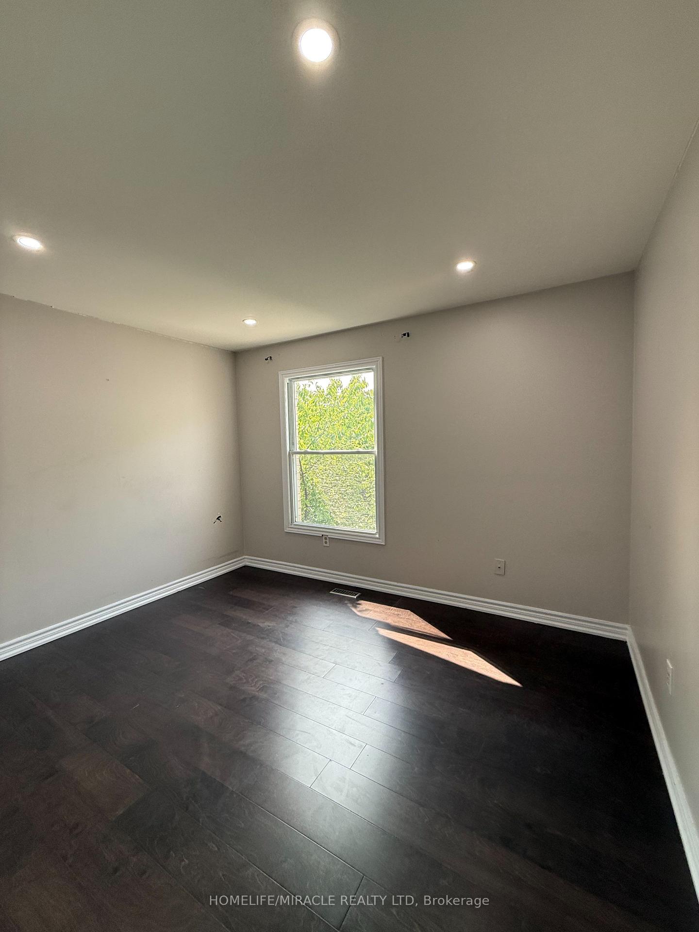 Photo 16 of 1620 McBrady Crescent, Pickering, Brock Ridge — HOMEH