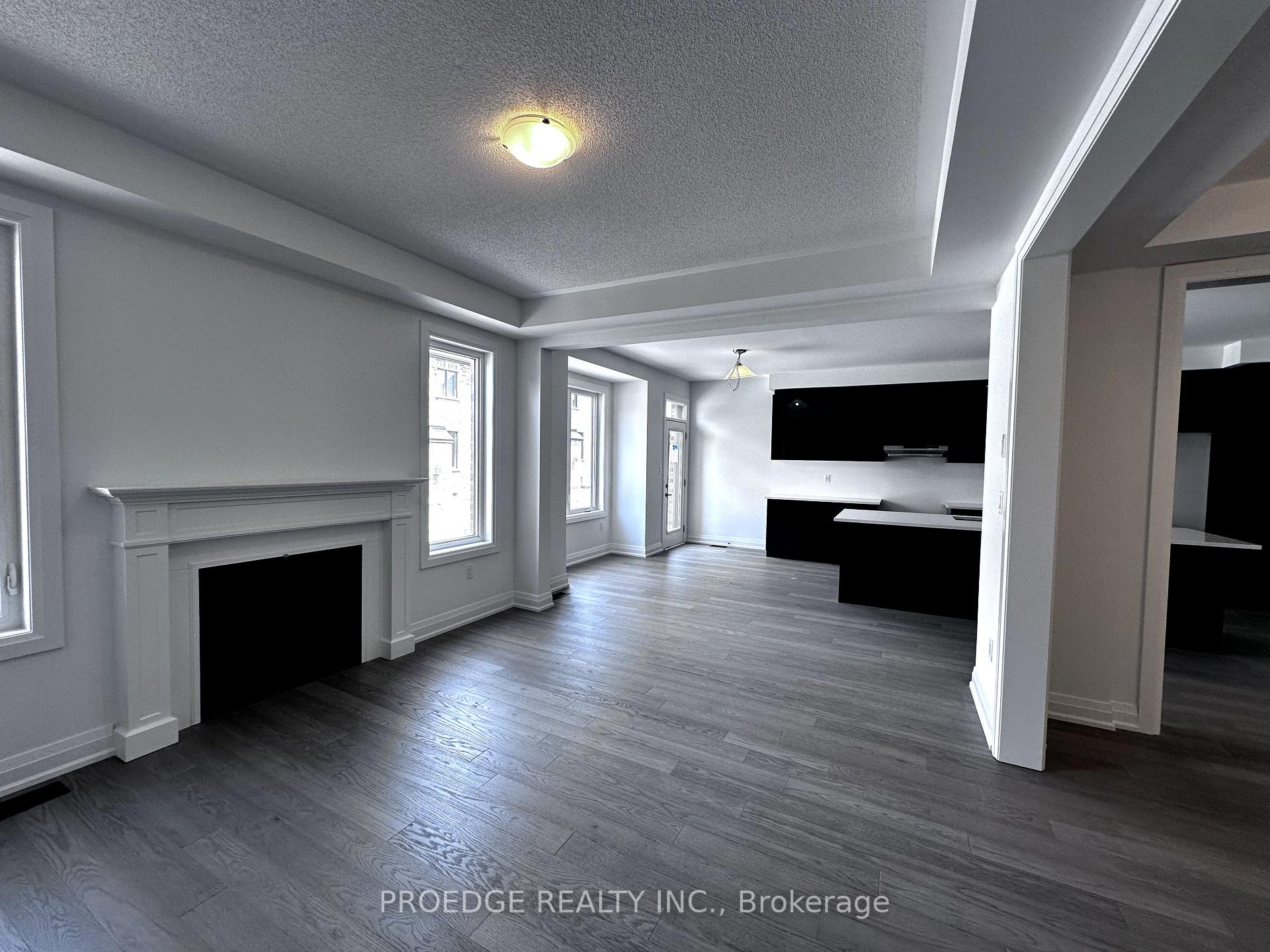 Photo 4 of 1416 Mockingbird Square, Pickering, Rural Pickering — HOMEH
