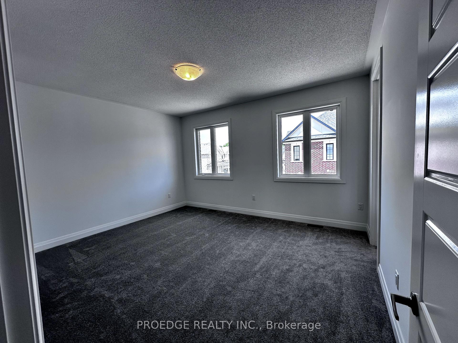 Photo 16 of 1416 Mockingbird Square, Pickering, Rural Pickering — HOMEH