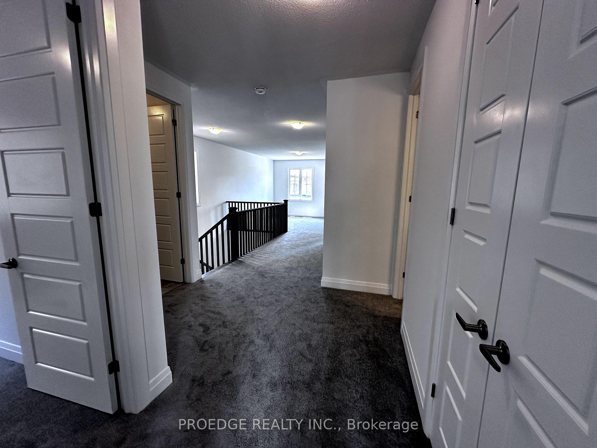 Photo 18 of 1416 Mockingbird Square, Pickering, Rural Pickering — HOMEH