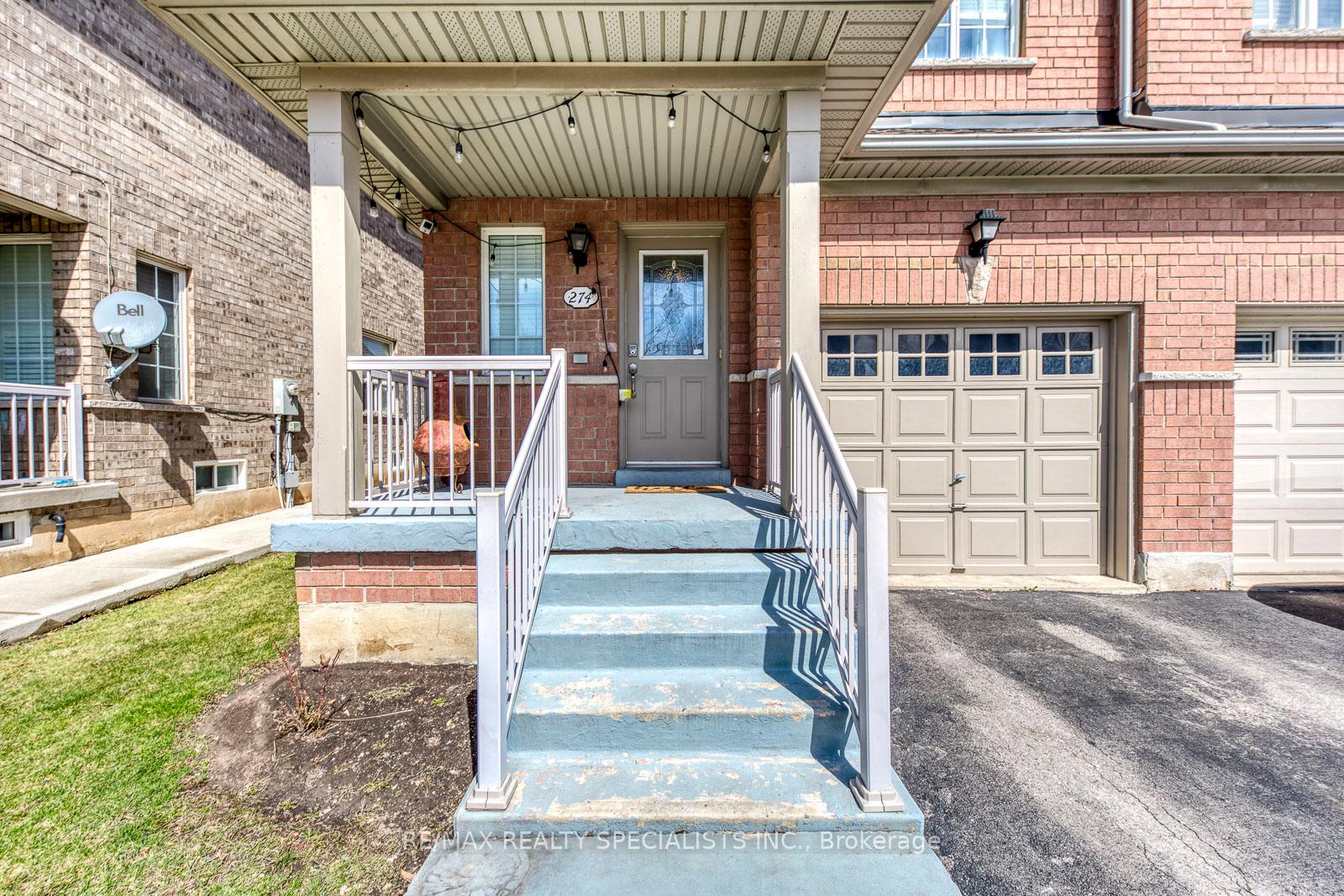 Photo 3 of 274 Fitzgerald Crescent, Milton, Dempsey — HOMEH