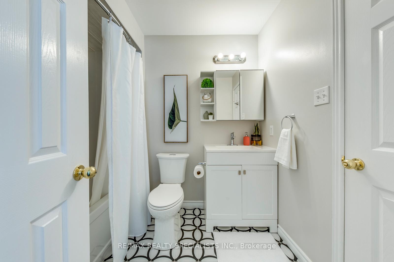 Photo 31 of 274 Fitzgerald Crescent, Milton, Dempsey — HOMEH
