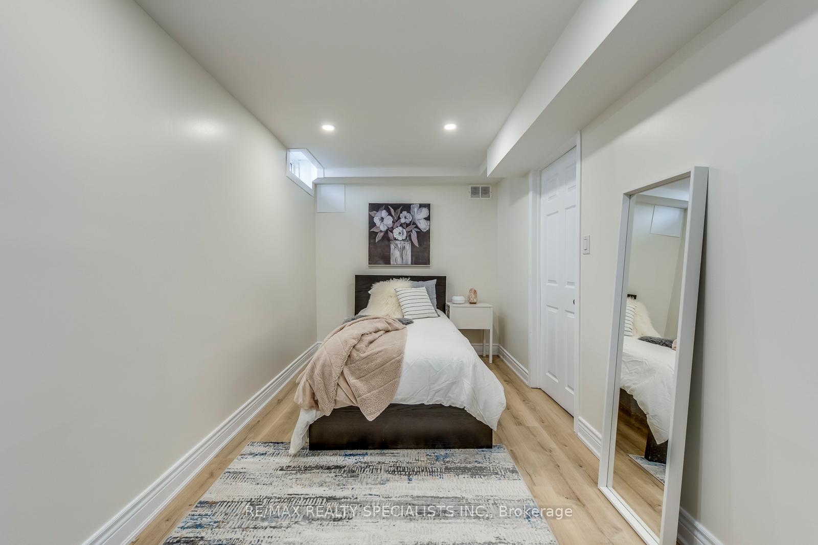 Photo 33 of 274 Fitzgerald Crescent, Milton, Dempsey — HOMEH