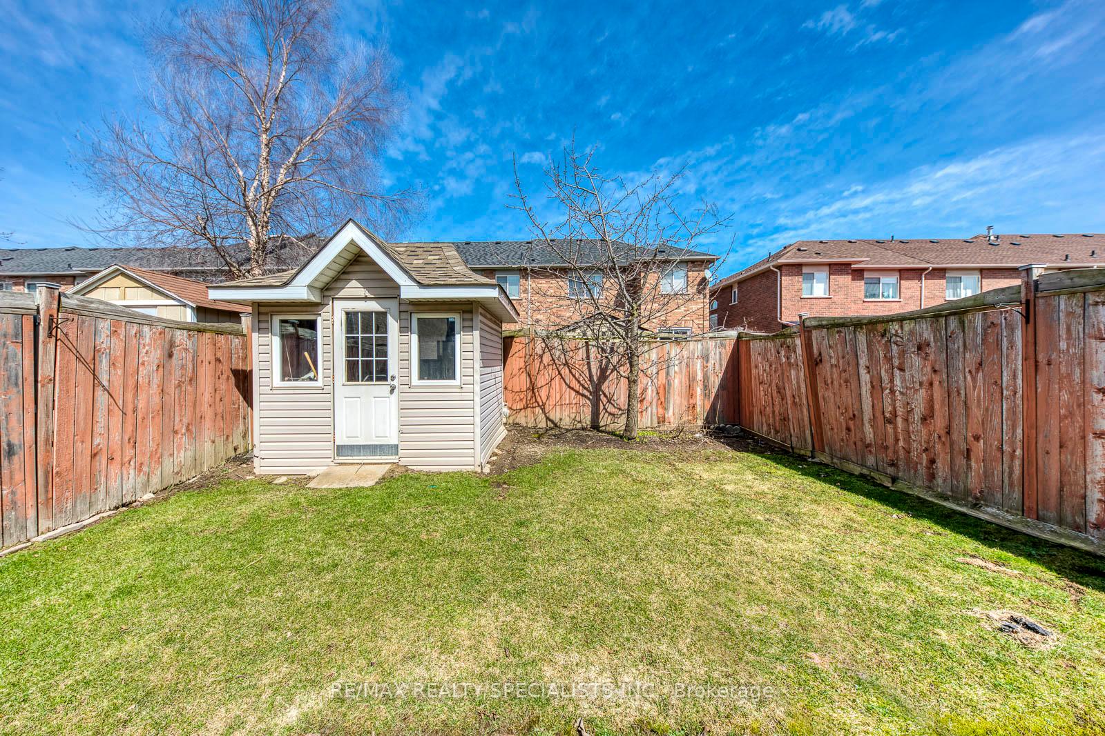 Photo 37 of 274 Fitzgerald Crescent, Milton, Dempsey — HOMEH