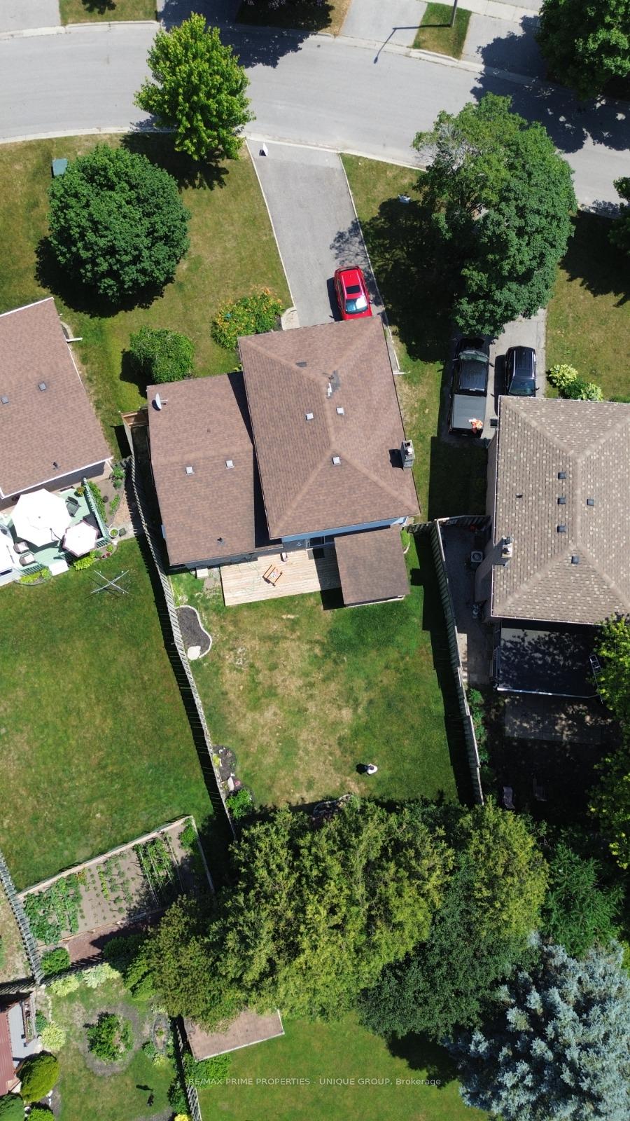 Photo 5 of 742 Greenbriar Drive, Oshawa, Eastdale — HOMEH