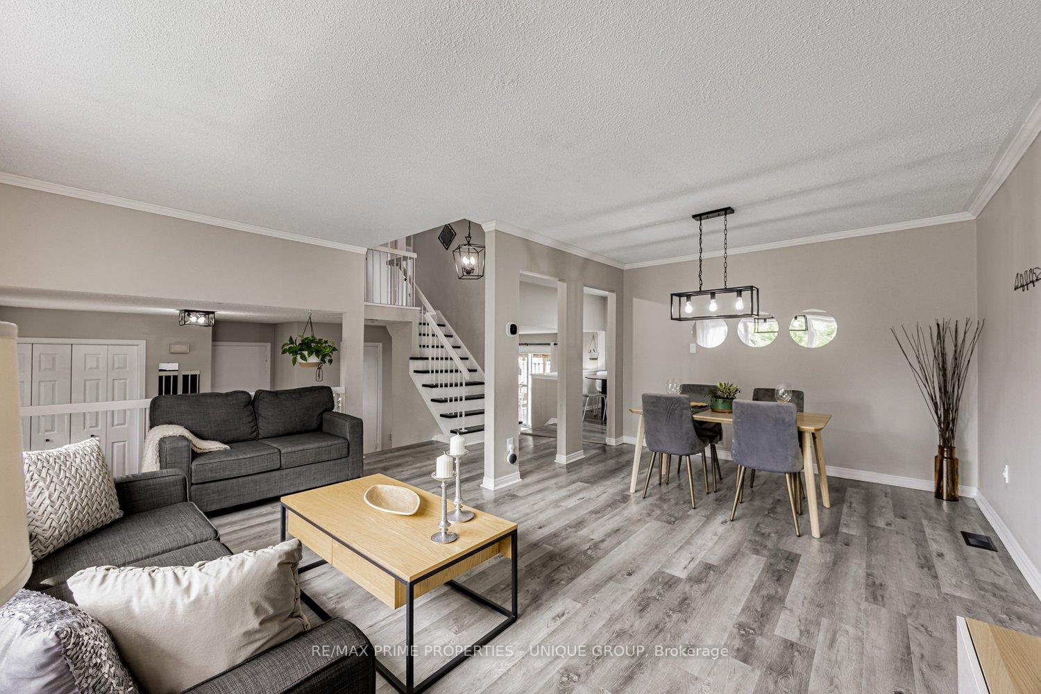 Photo 7 of 742 Greenbriar Drive, Oshawa, Eastdale — HOMEH