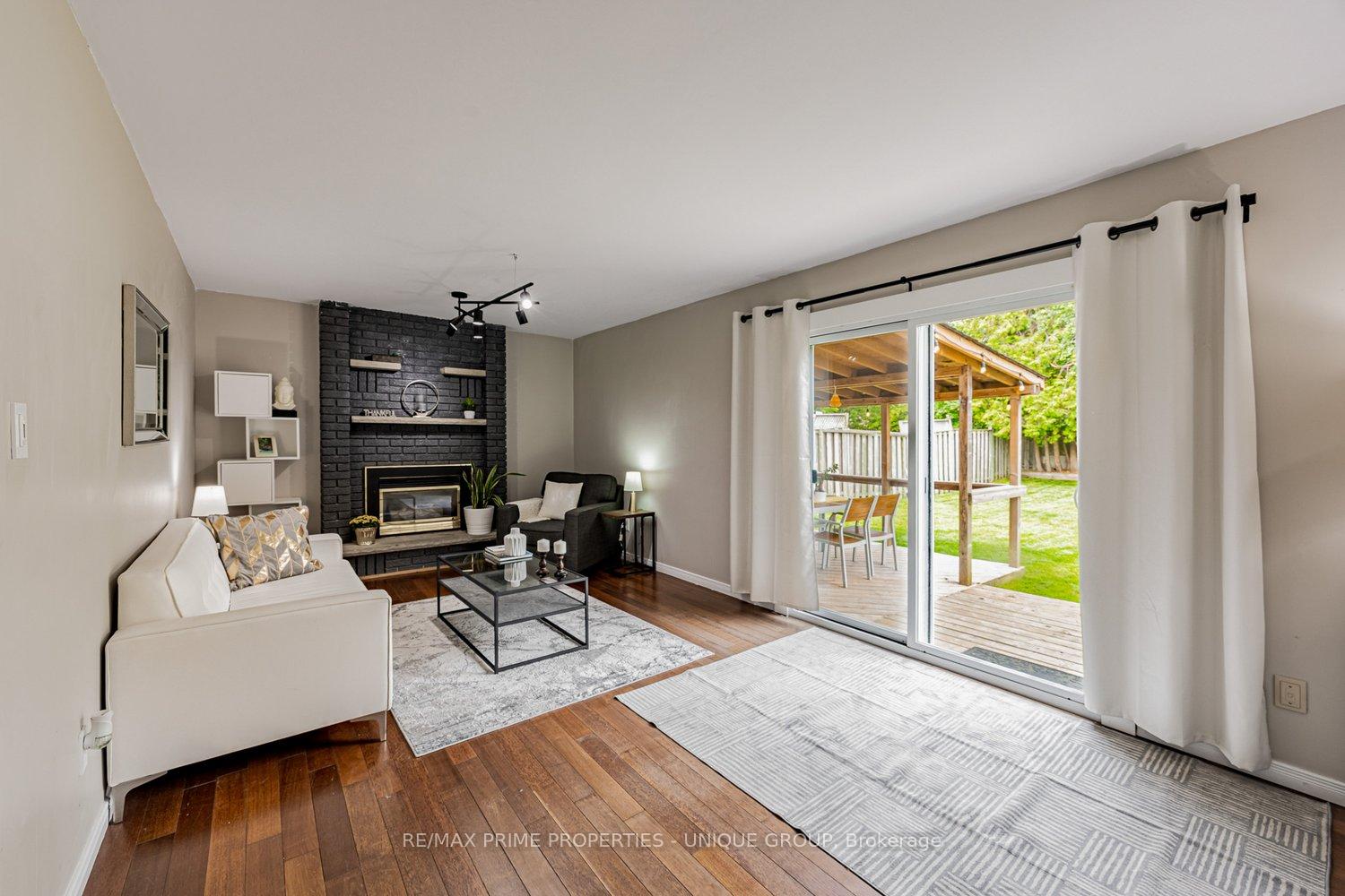Photo 8 of 742 Greenbriar Drive, Oshawa, Eastdale — HOMEH