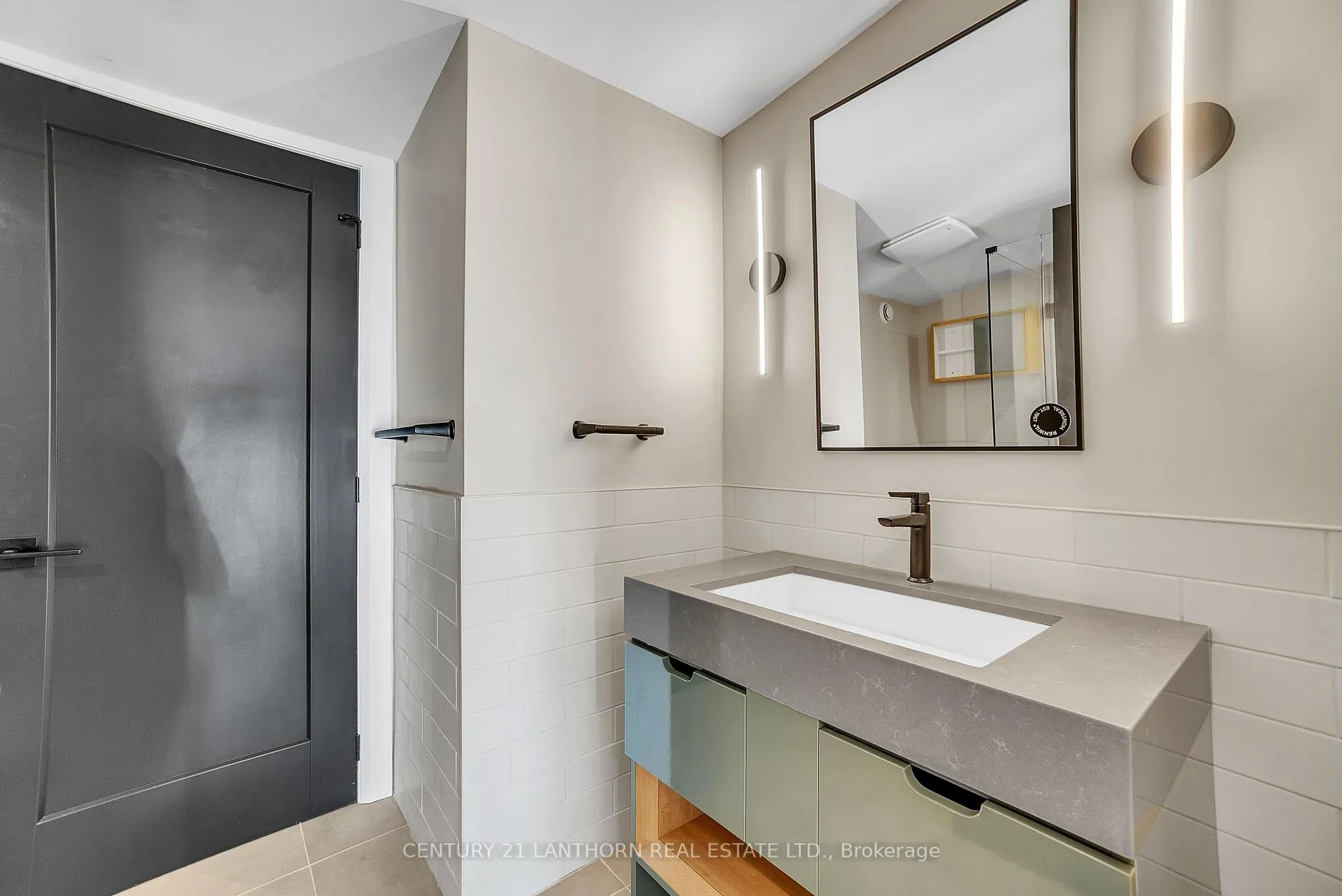 Photo 20 of Unit Unit # 6, 38 Front Street, Quinte West, Trenton Ward — HOMEH