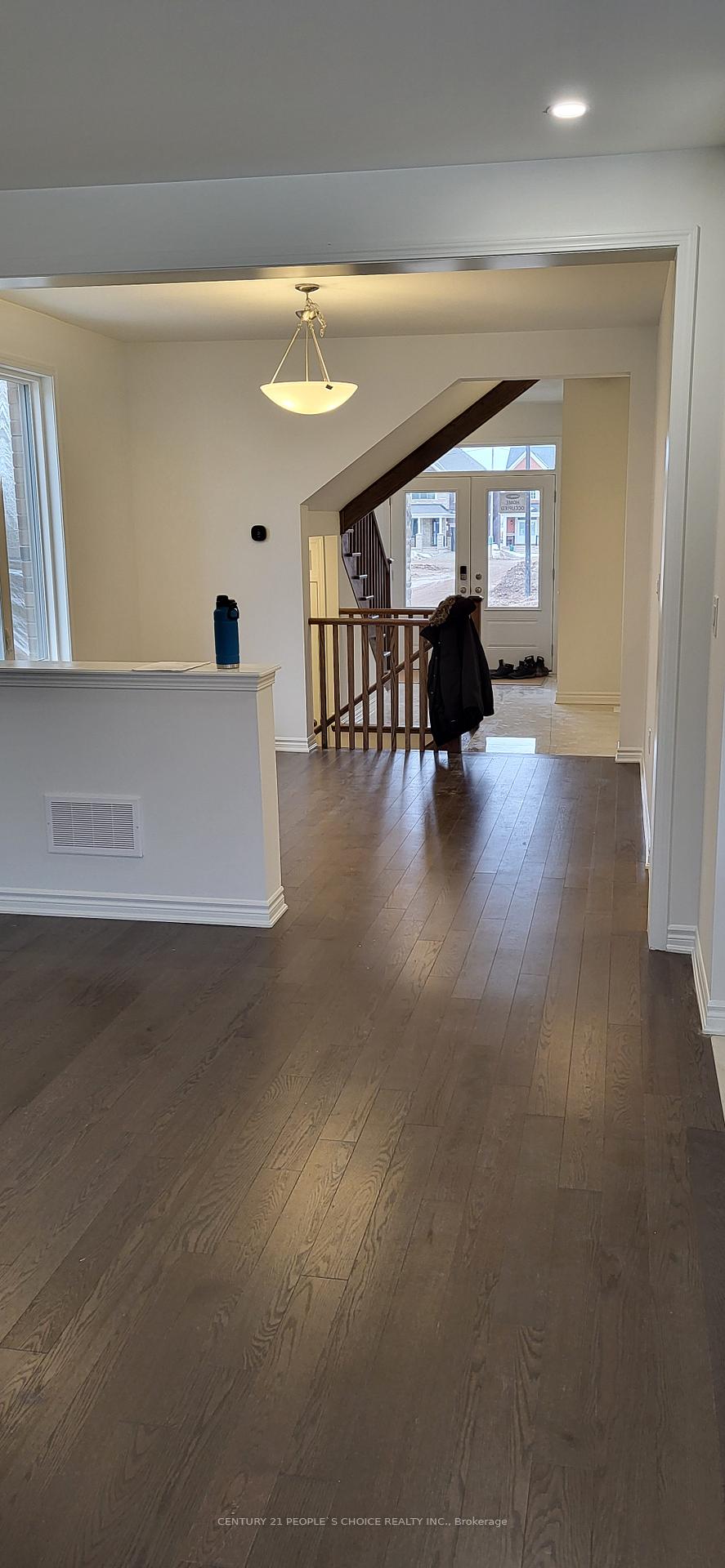 Photo 5 of 1303 Temperance Crescent, Milton, Bowes — HOMEH