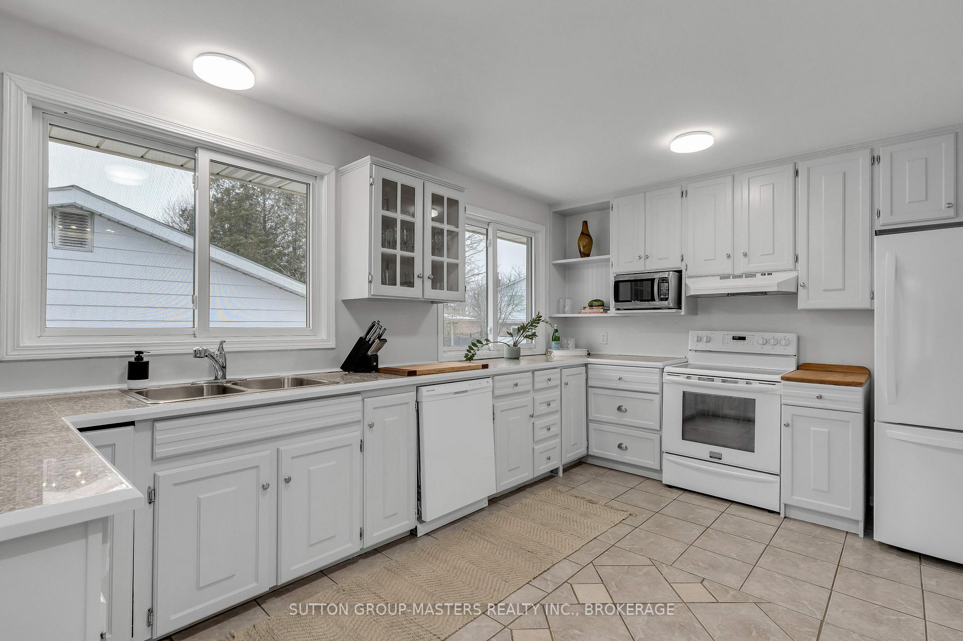 Photo 7 of 792 Safari Drive, Kingston, North of Taylor-Kidd Blvd — HOMEH