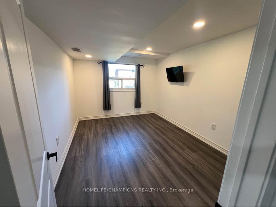 Photo 9 of Unit Bsmt, 2095 Duberry Drive, Pickering, Brock Ridge — HOMEH