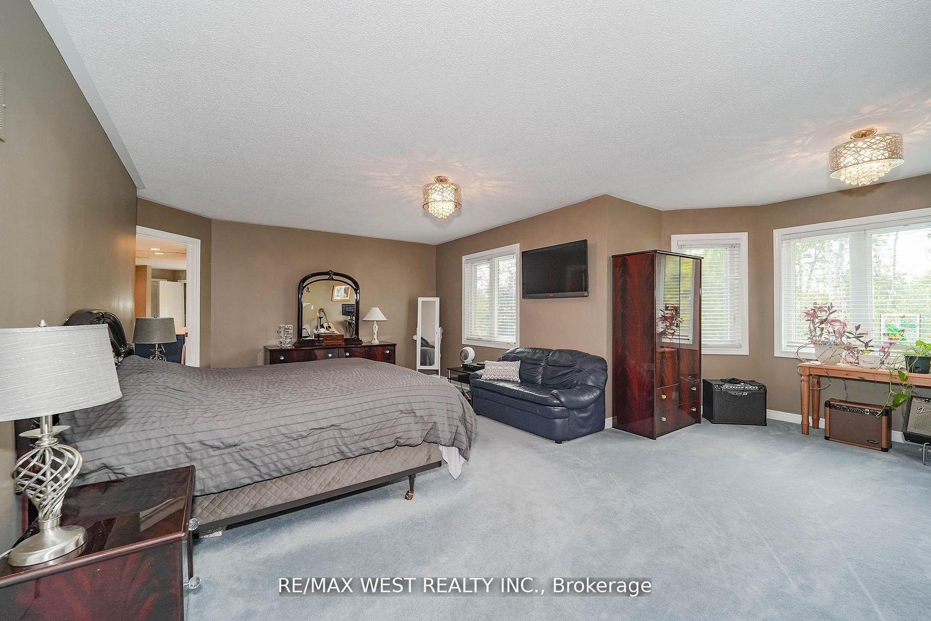 Photo 13 of 113 Sandcherry Court, Pickering, Highbush — HOMEH