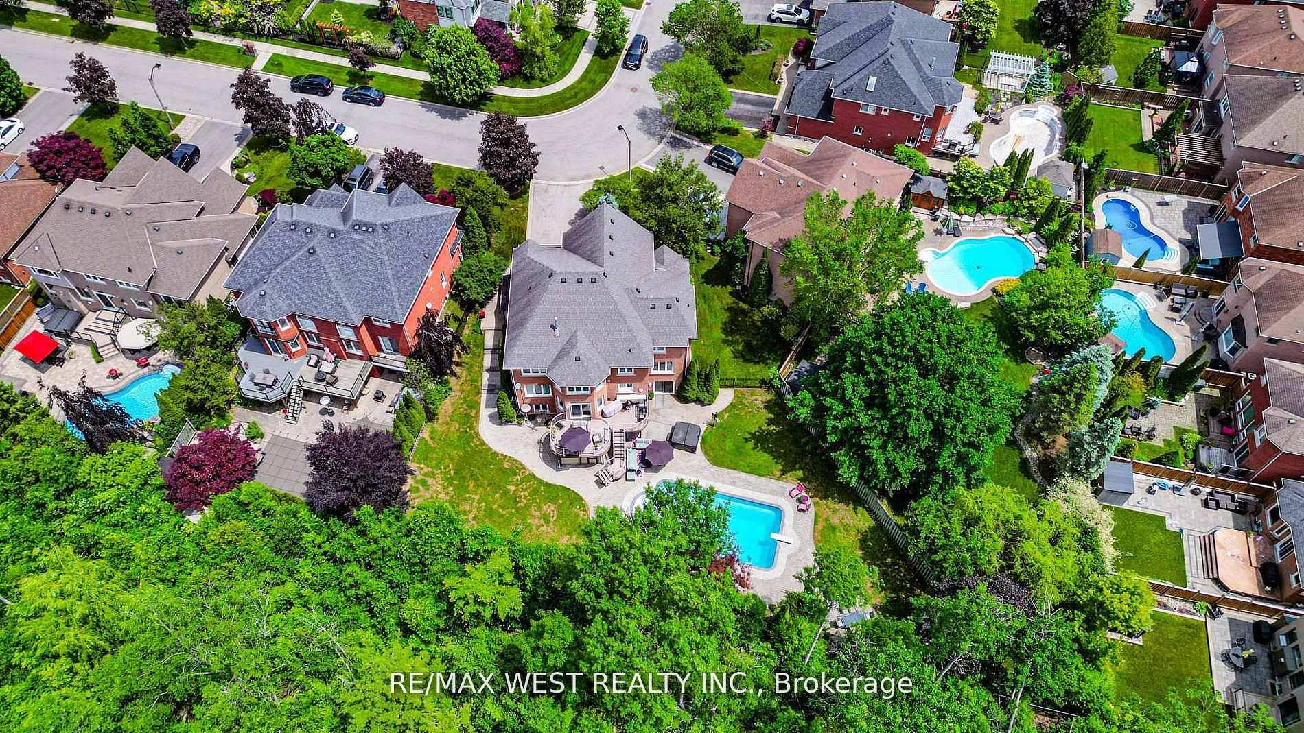 Photo 29 of 113 Sandcherry Court, Pickering, Highbush — HOMEH