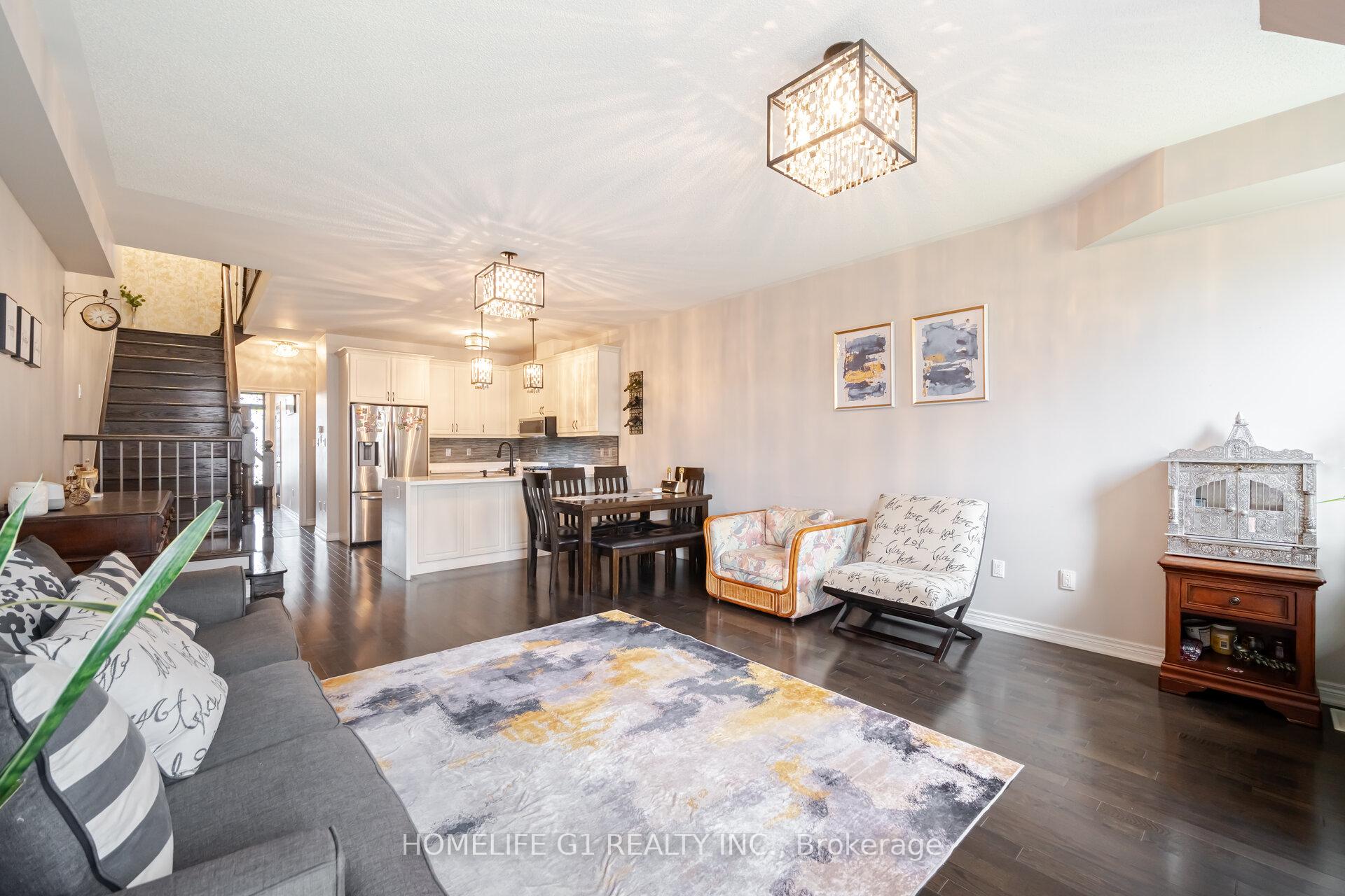 Photo 7 of 967 Transom Crescent, Milton, Willmott — HOMEH