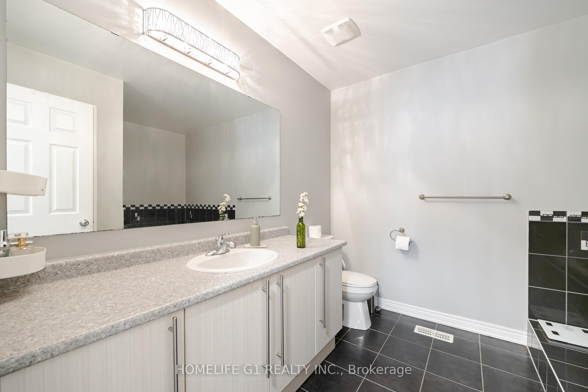 Photo 12 of 967 Transom Crescent, Milton, Willmott — HOMEH