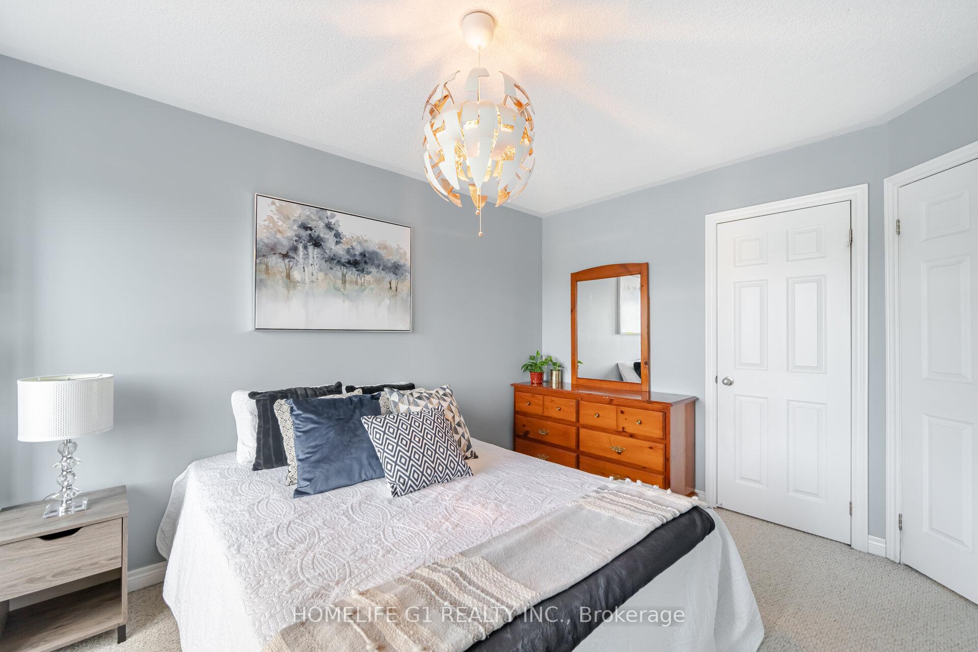 Photo 15 of 967 Transom Crescent, Milton, Willmott — HOMEH