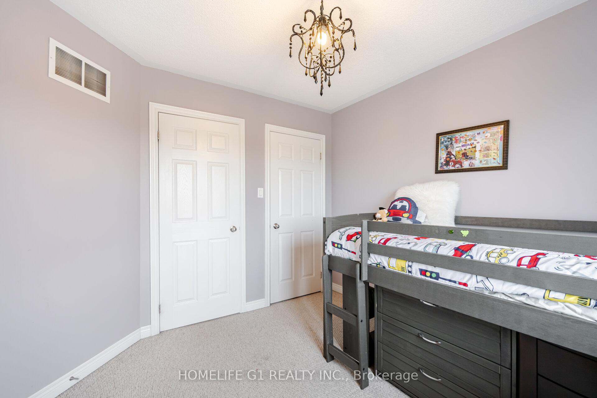 Photo 20 of 967 Transom Crescent, Milton, Willmott — HOMEH
