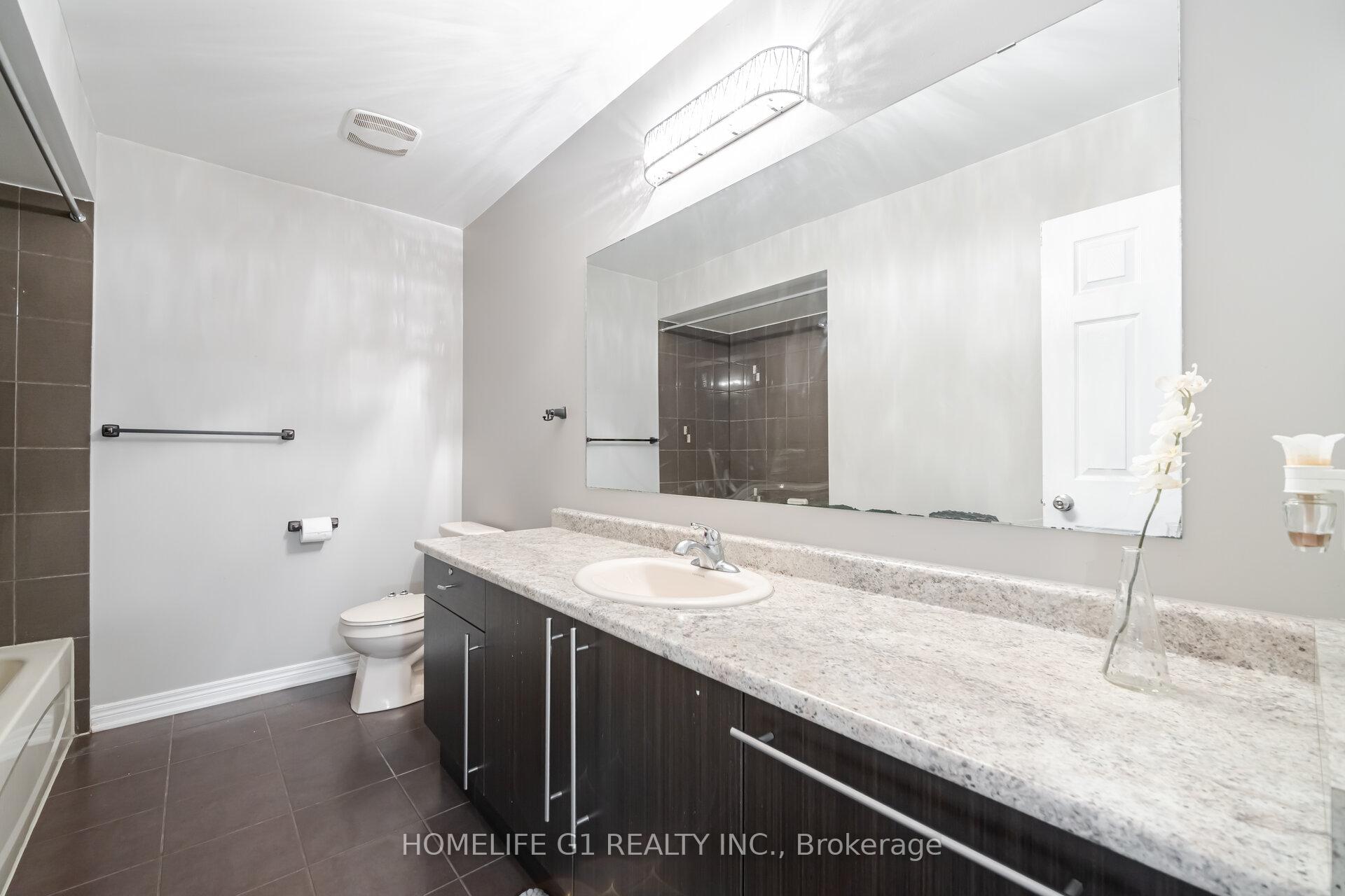Photo 21 of 967 Transom Crescent, Milton, Willmott — HOMEH