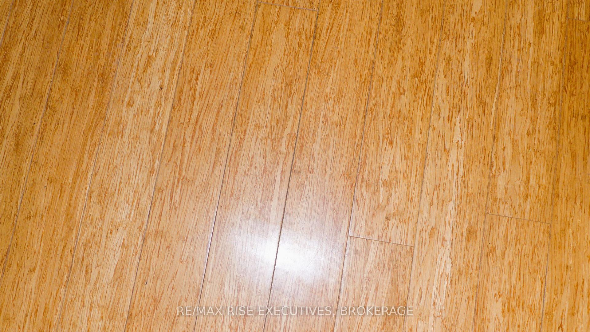 Photo 15 of 711 Muirfield Crescent, Kingston, East Gardiners Rd — HOMEH