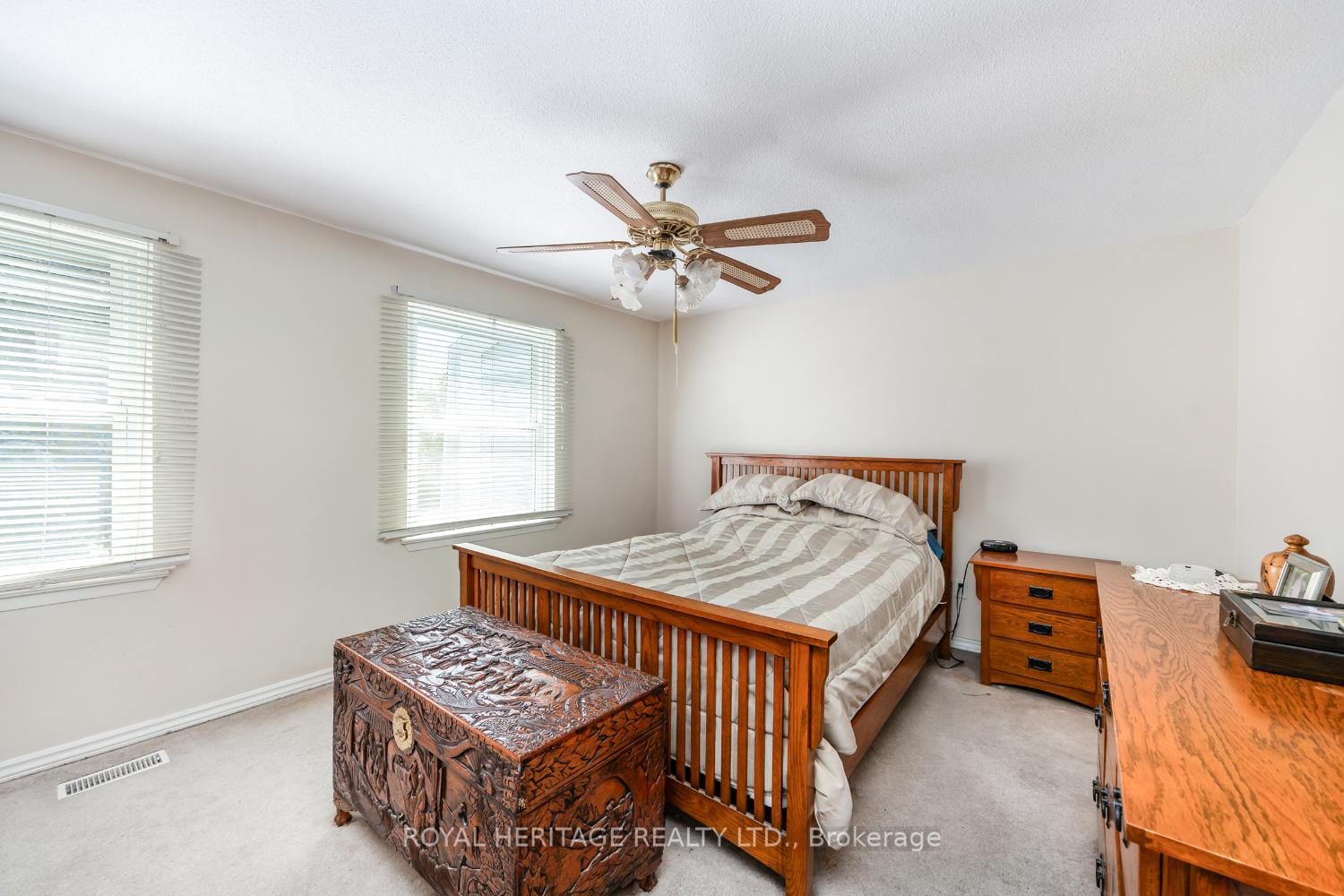 Photo 11 of 832 Gentry Crescent, Oshawa, Eastdale — HOMEH