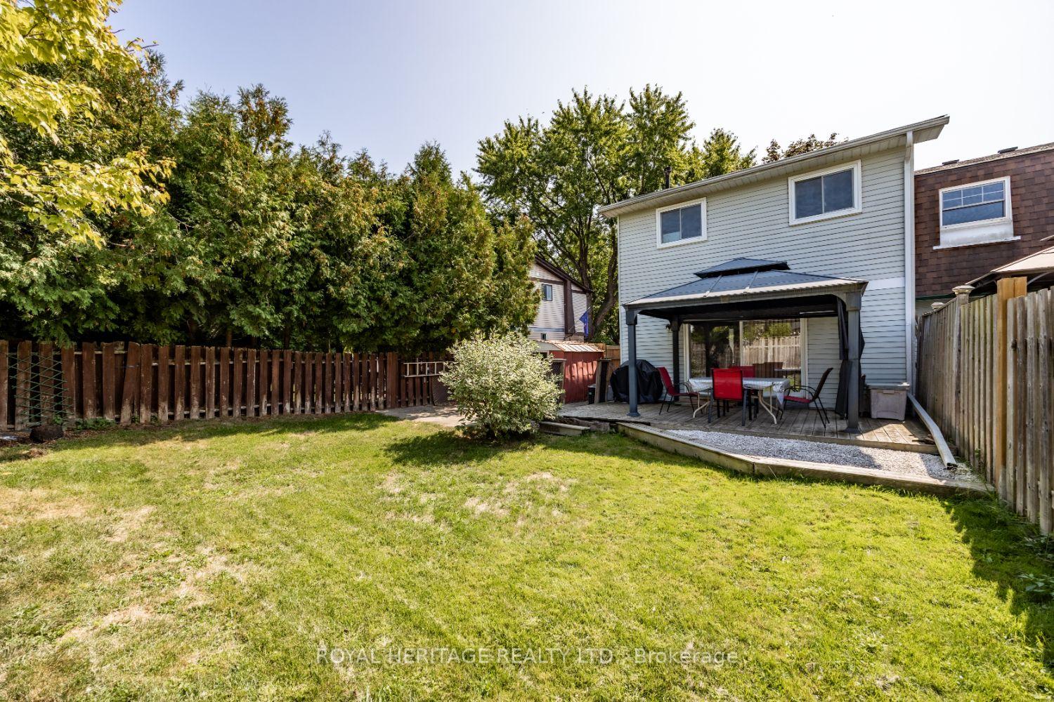 Photo 25 of 832 Gentry Crescent, Oshawa, Eastdale — HOMEH