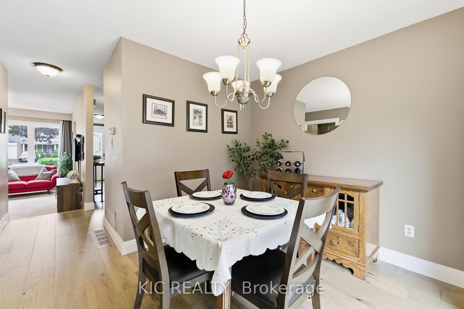 Photo 11 of 1795 Listowell Crescent, Pickering, Liverpool — HOMEH