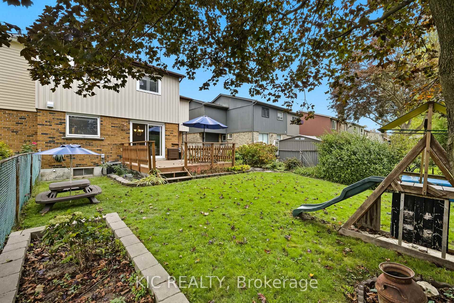 Photo 42 of 1795 Listowell Crescent, Pickering, Liverpool — HOMEH