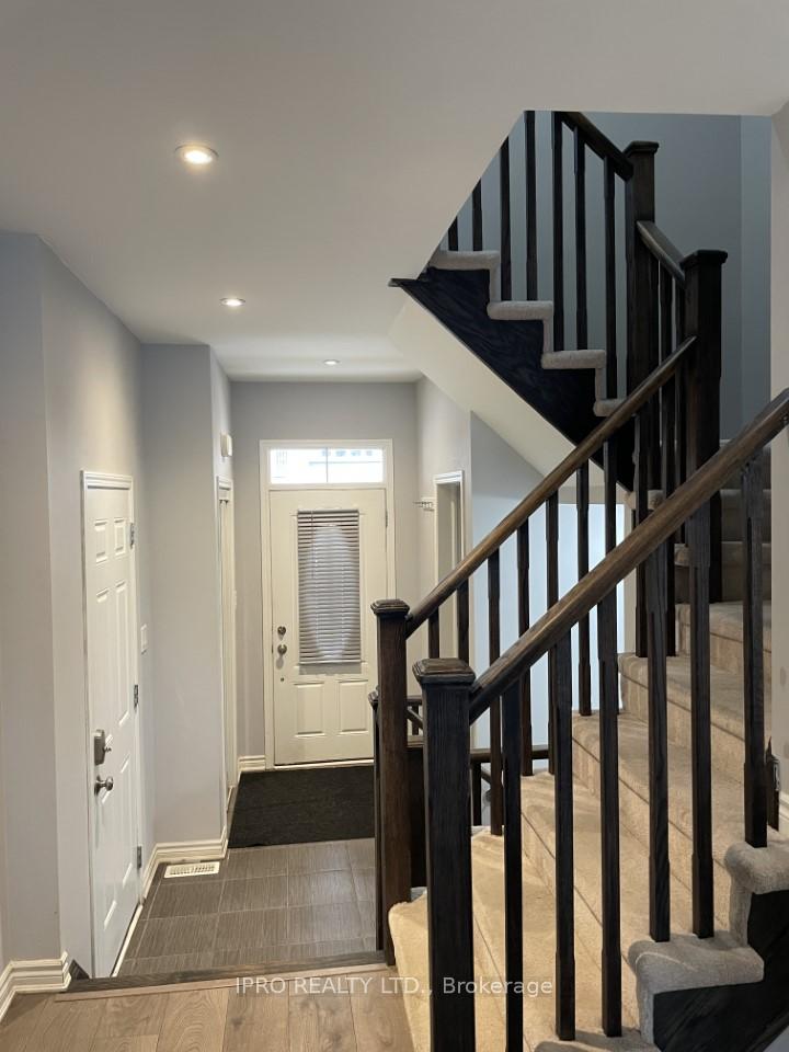 Photo 2 of 1142 Duignan Crescent, Milton, Ford — HOMEH