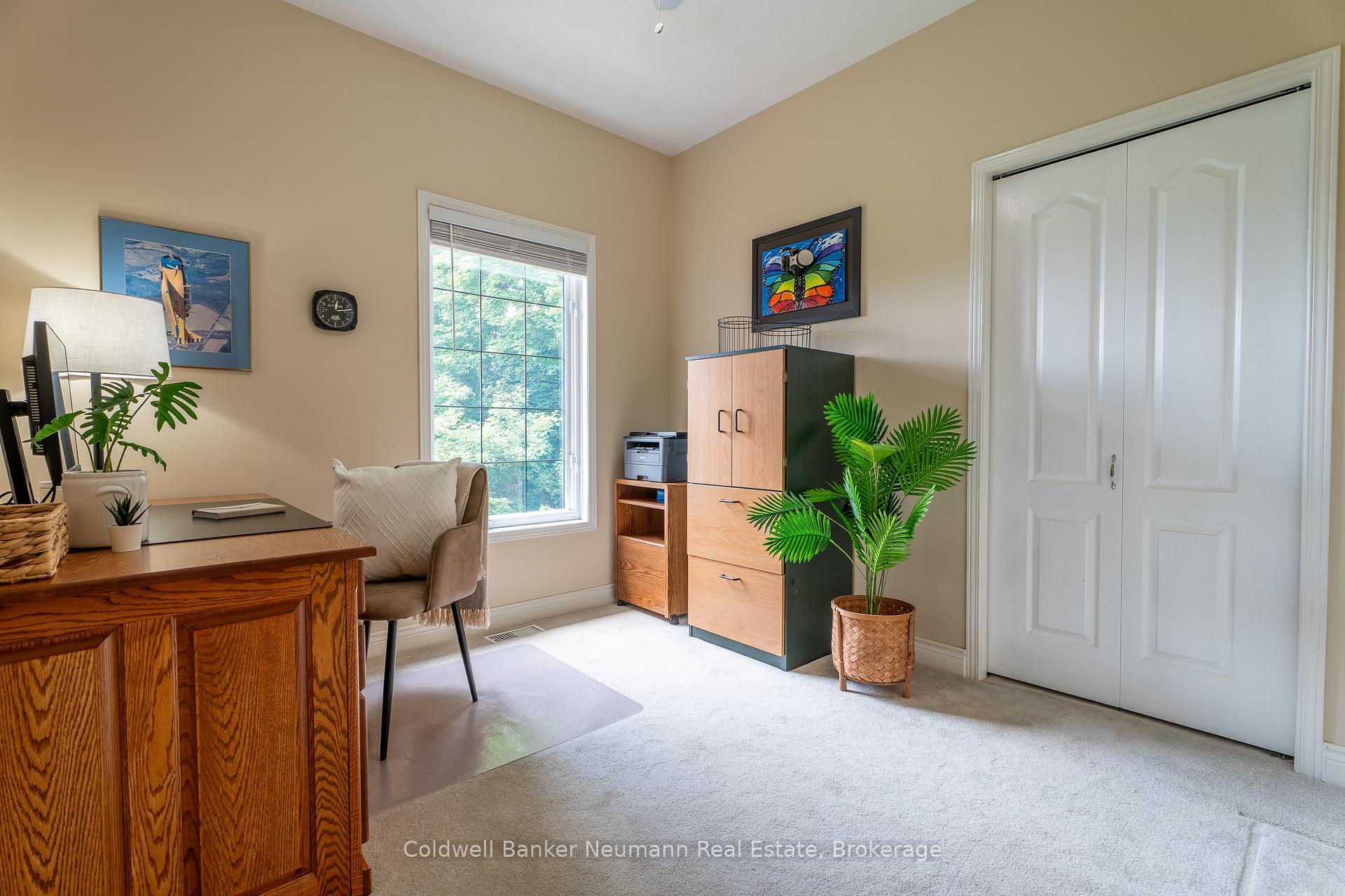 Photo 23 of 7677 Maltby Road E, Puslinch, Aberfoyle — HOMEH