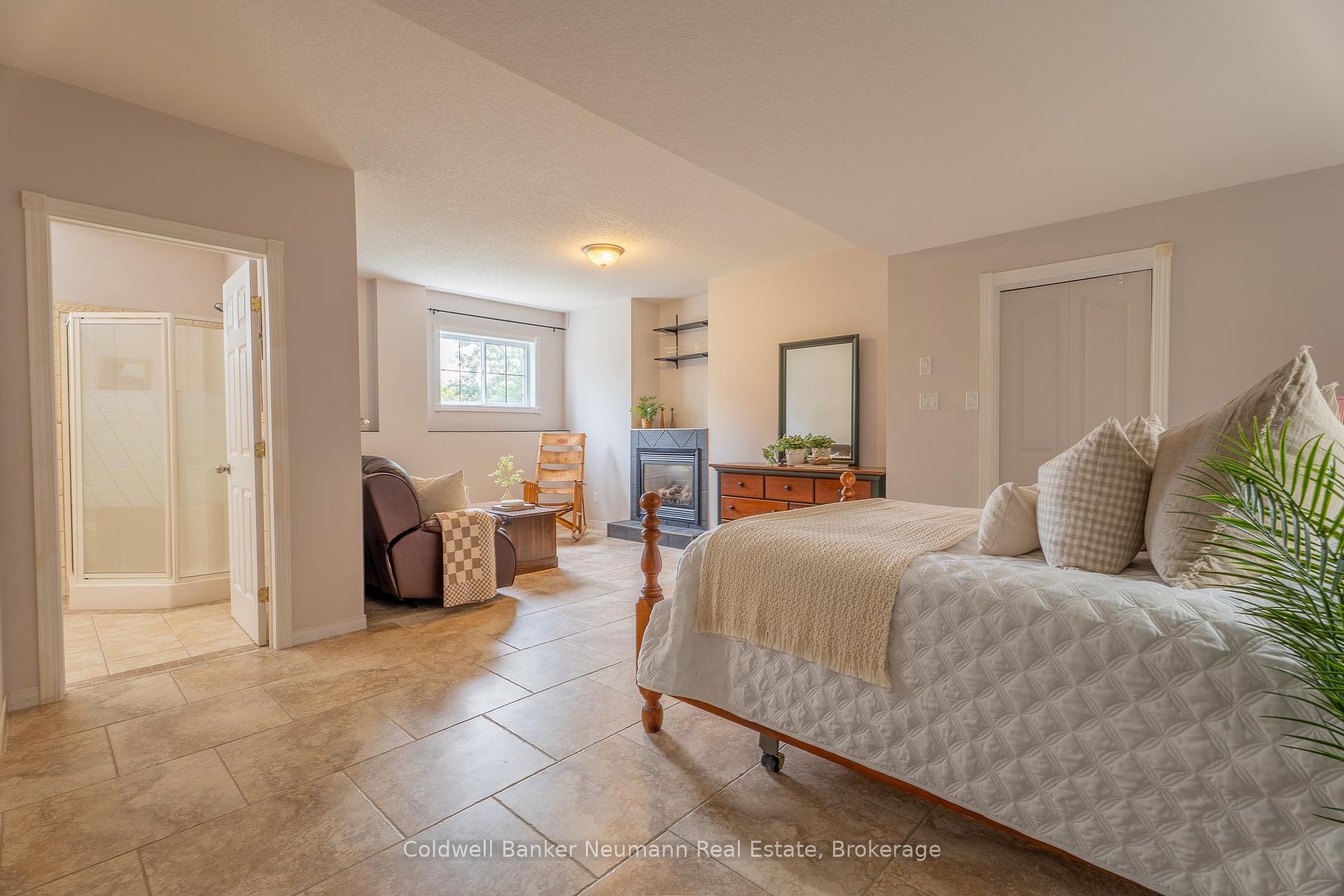 Photo 35 of 7677 Maltby Road E, Puslinch, Aberfoyle — HOMEH
