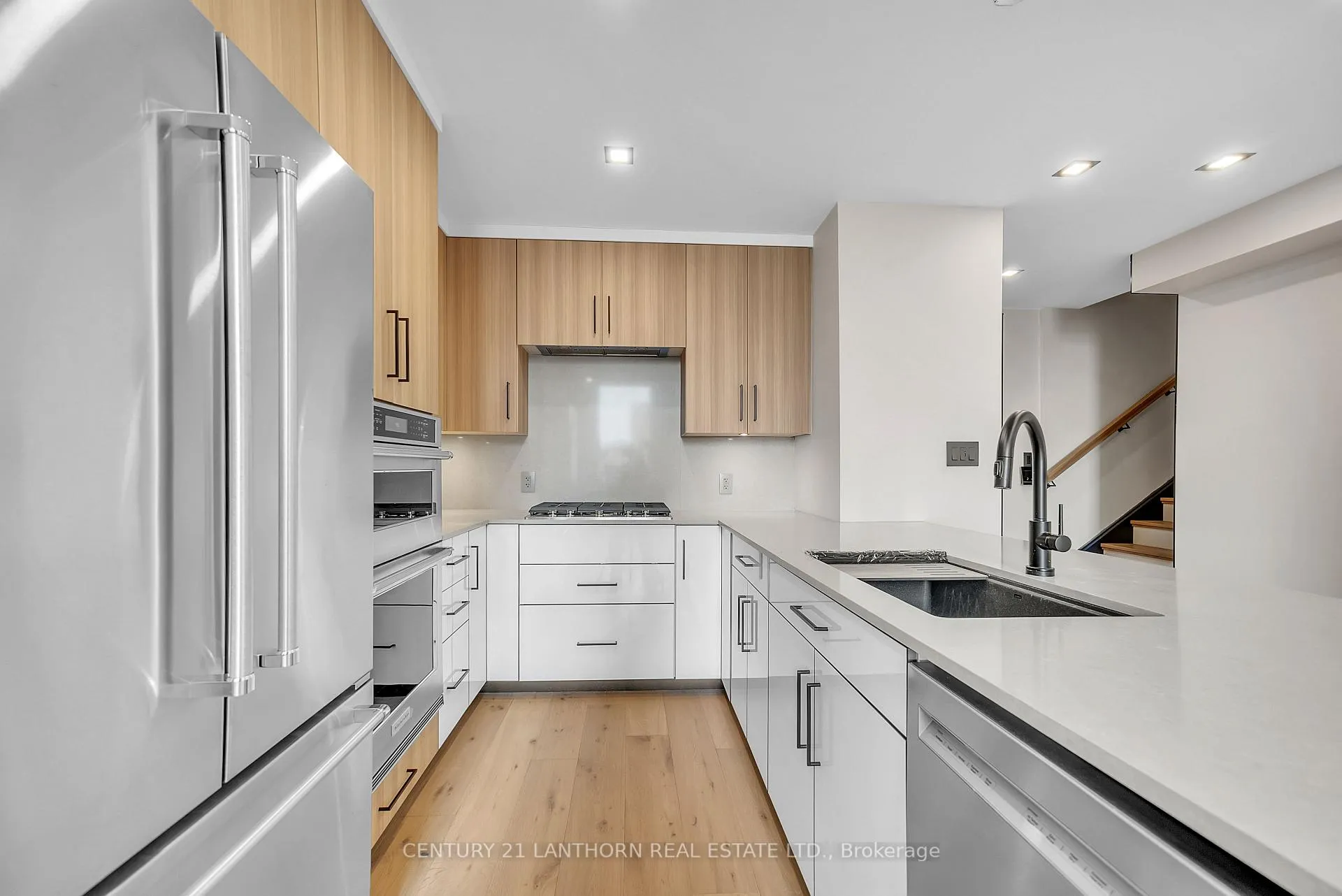 Photo 12 of Unit Unit # 5, 38 Front Street, Quinte West, Trenton Ward — HOMEH