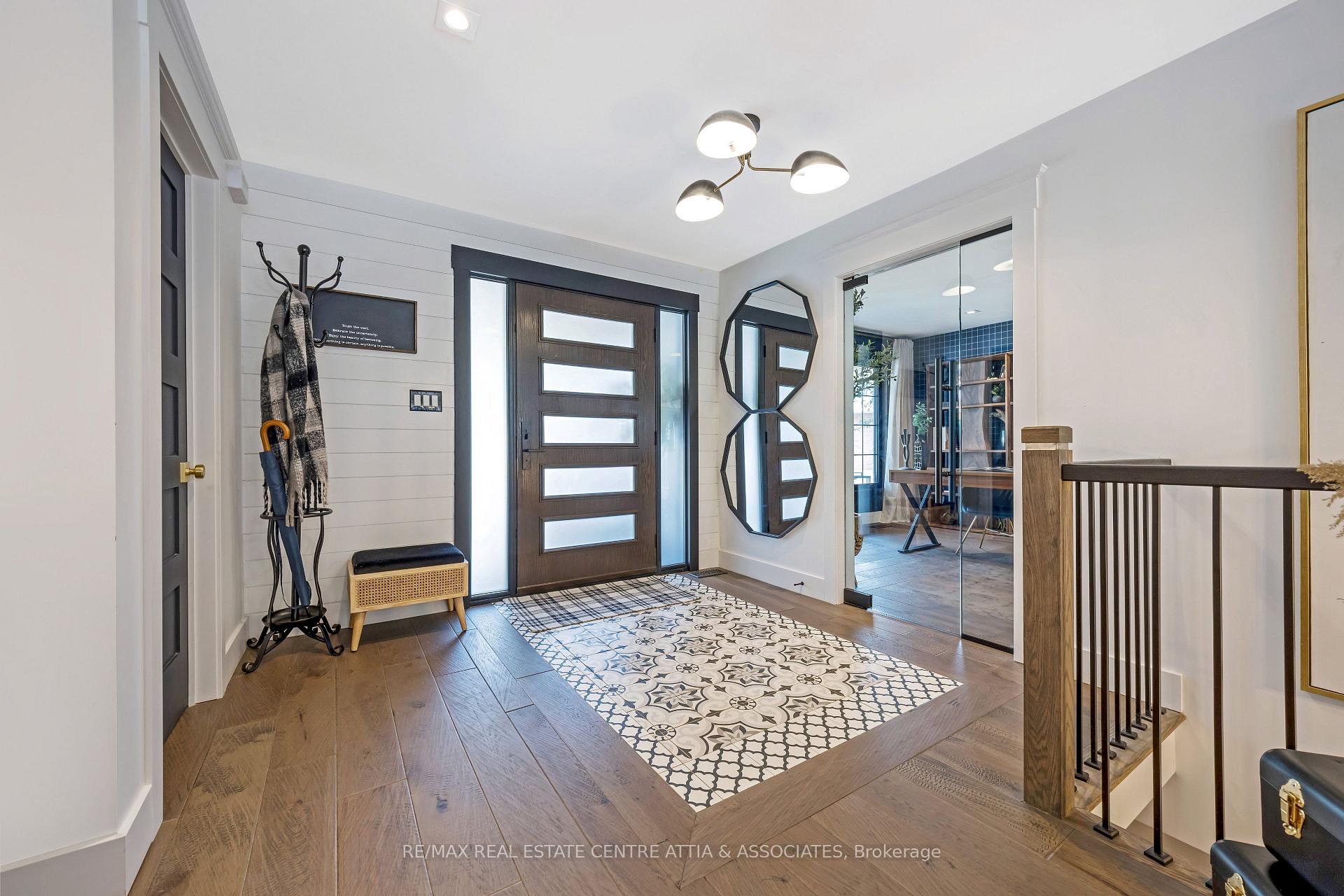 Photo 3 of 714 Robertson Crescent, Milton, Timberlea — HOMEH