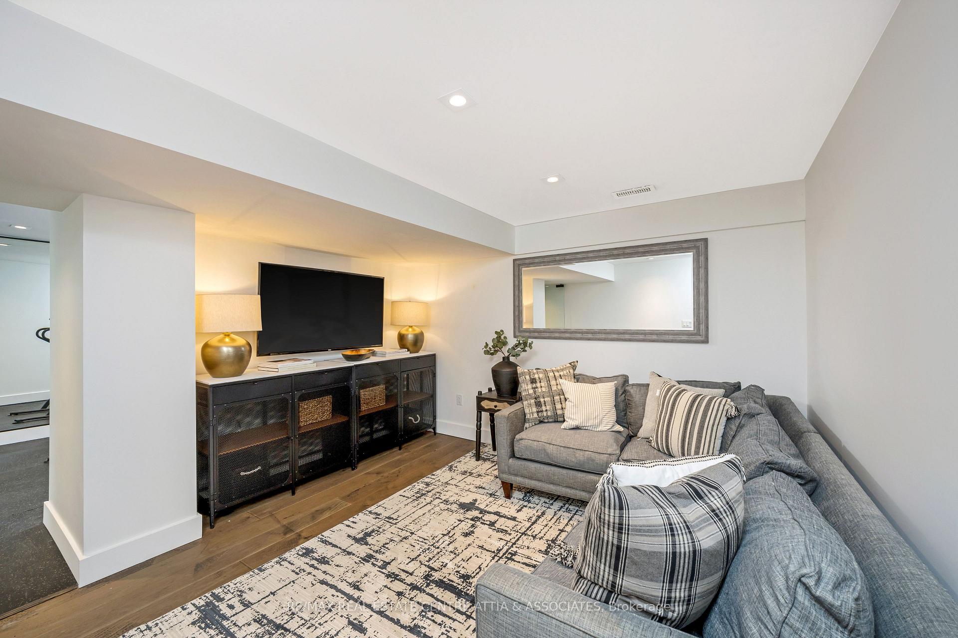 Photo 28 of 714 Robertson Crescent, Milton, Timberlea — HOMEH