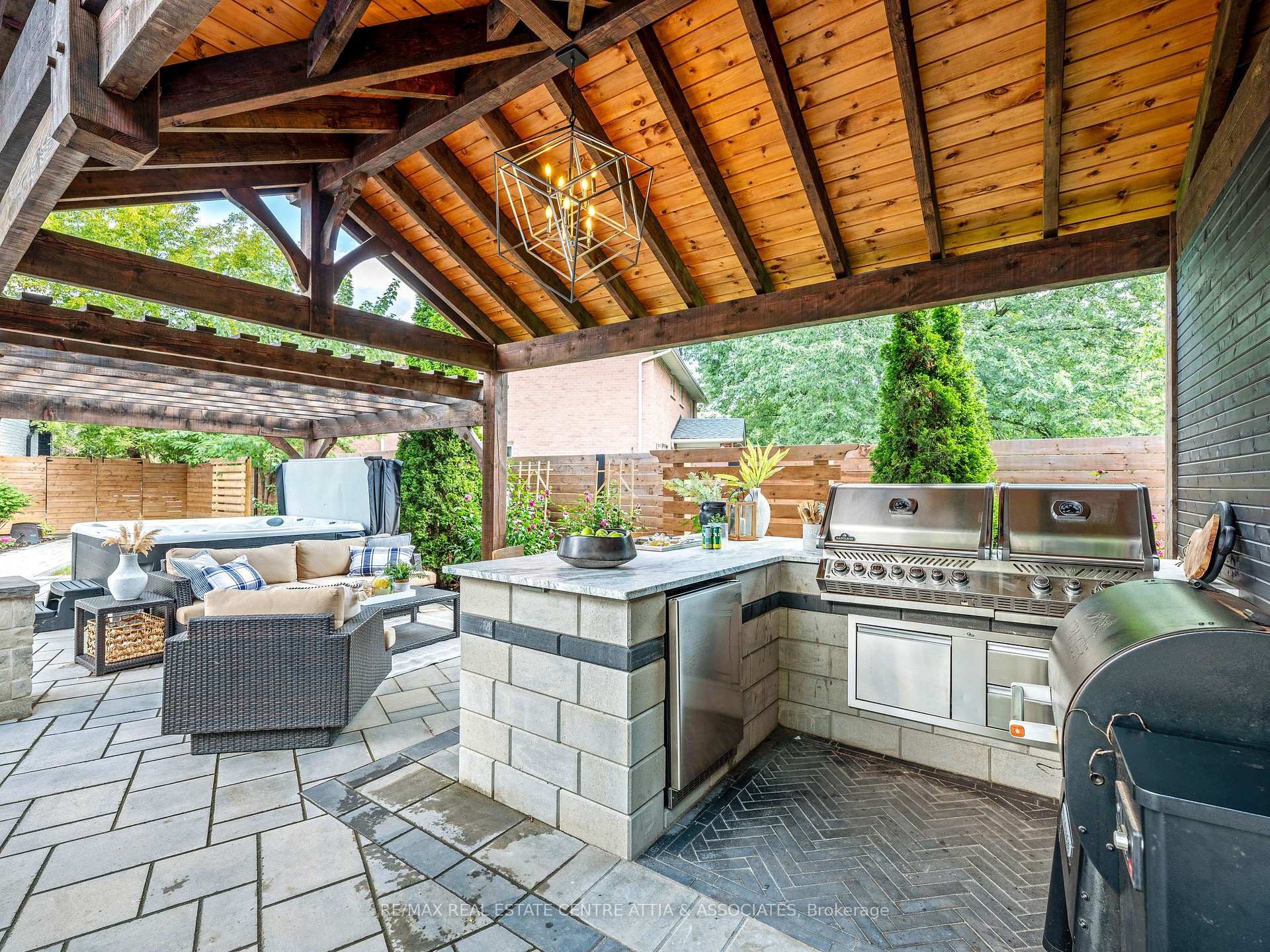 Photo 35 of 714 Robertson Crescent, Milton, Timberlea — HOMEH