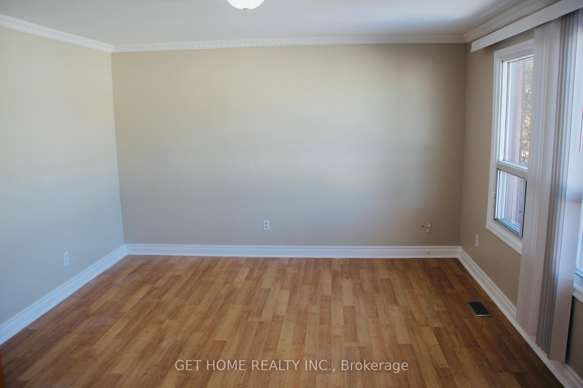 Photo 6 of Unit Main, 541 Emerald Avenue, Oshawa, Lakeview — HOMEH