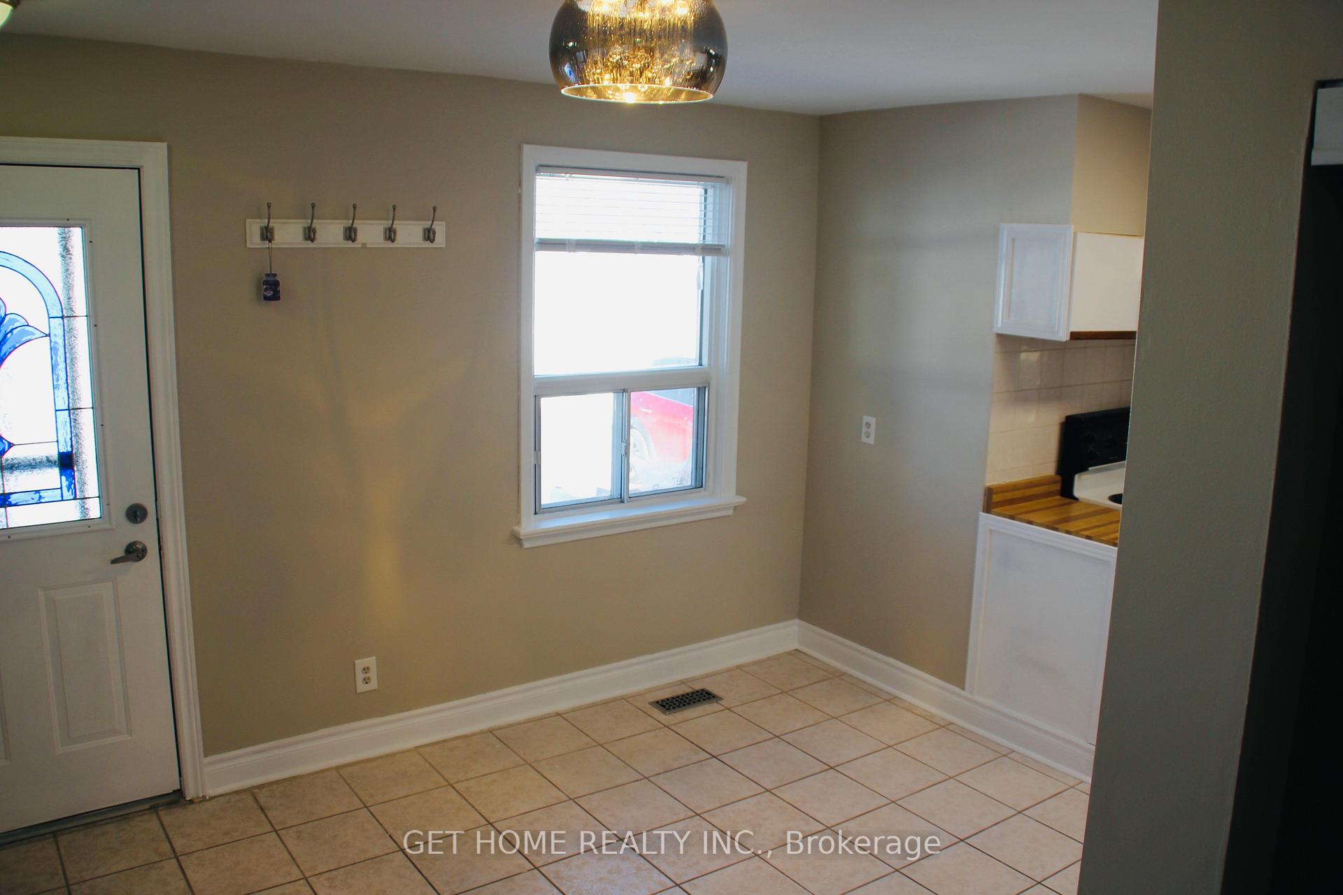 Photo 7 of Unit Main, 541 Emerald Avenue, Oshawa, Lakeview — HOMEH