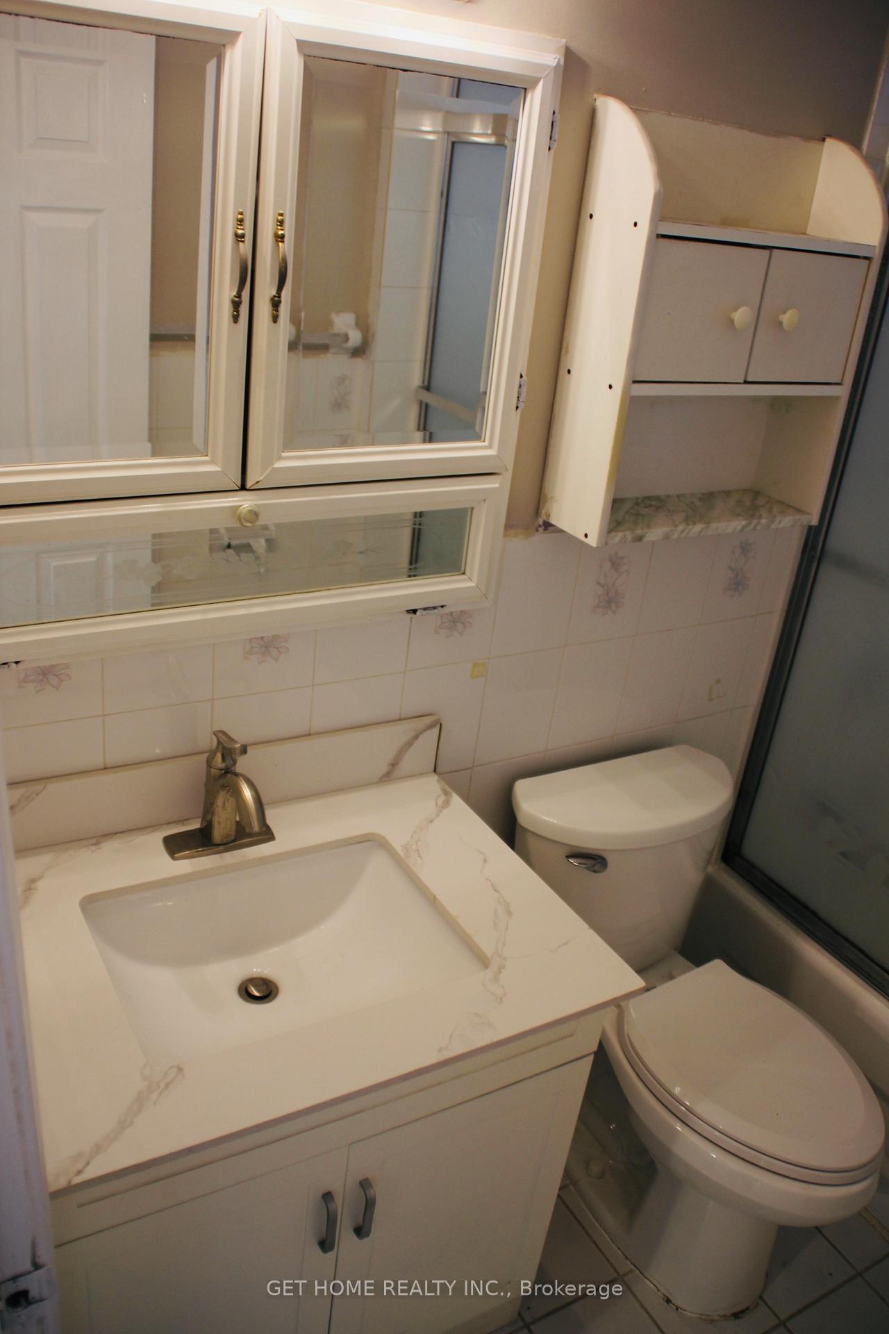 Photo 9 of Unit Main, 541 Emerald Avenue, Oshawa, Lakeview — HOMEH