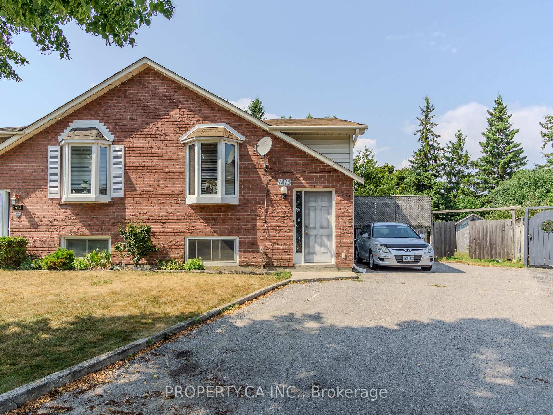 Front of 1415 Noel Court