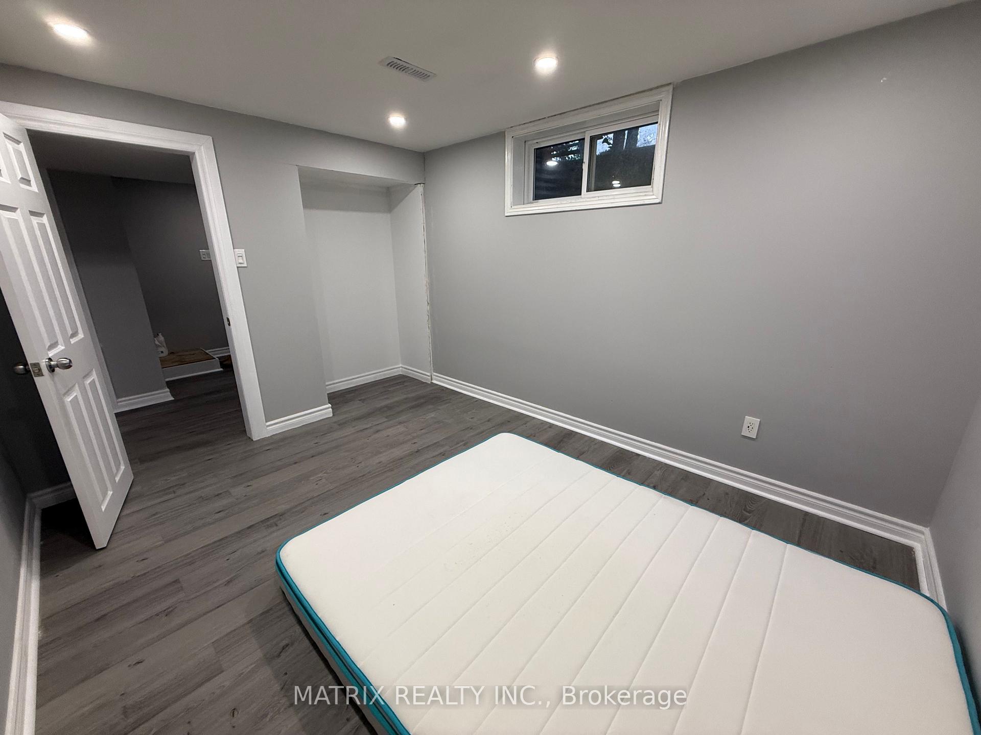 Photo 11 of 1595 Geta Circle, Pickering, Village East — HOMEH