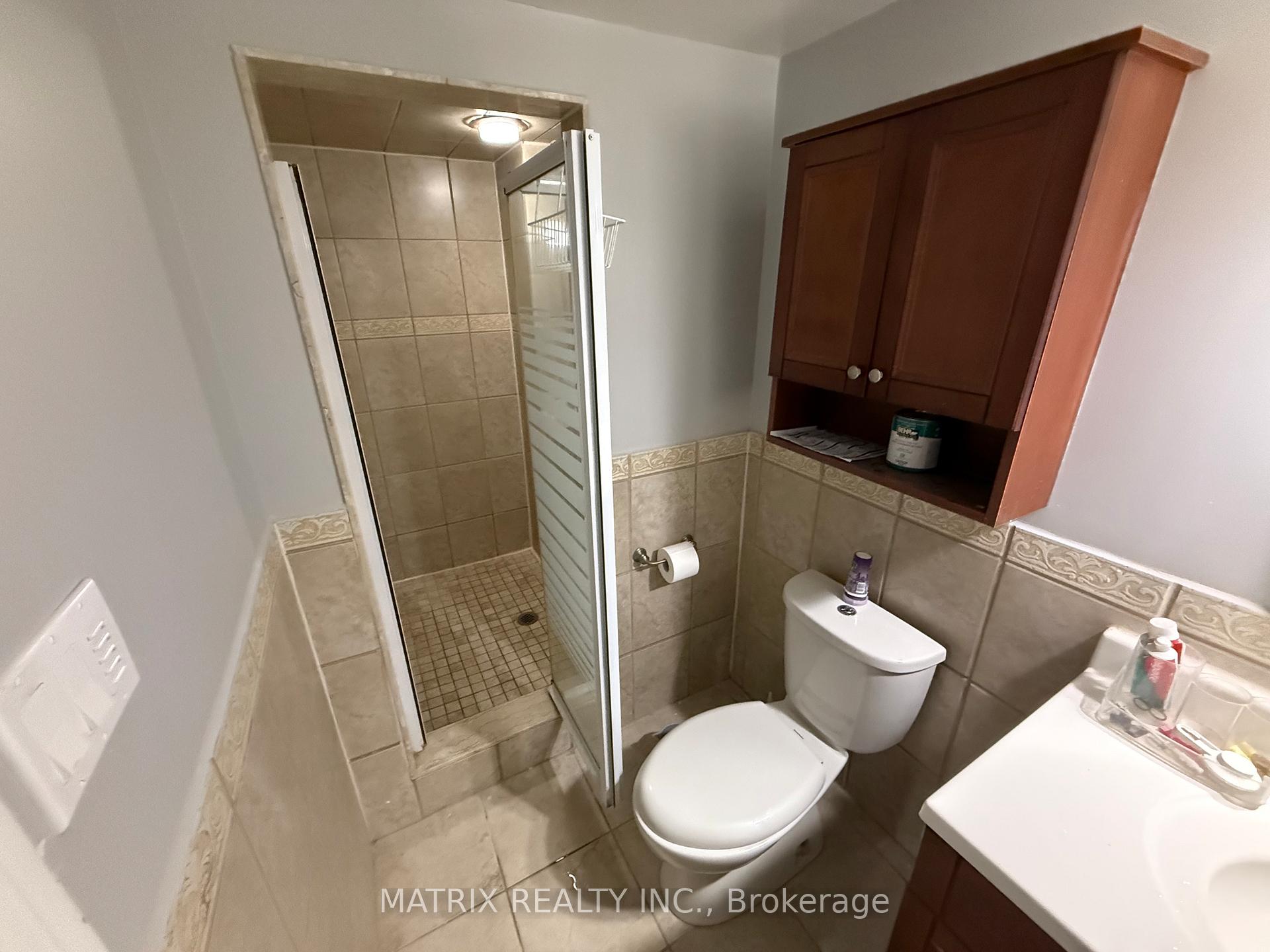 Photo 13 of 1595 Geta Circle, Pickering, Village East — HOMEH