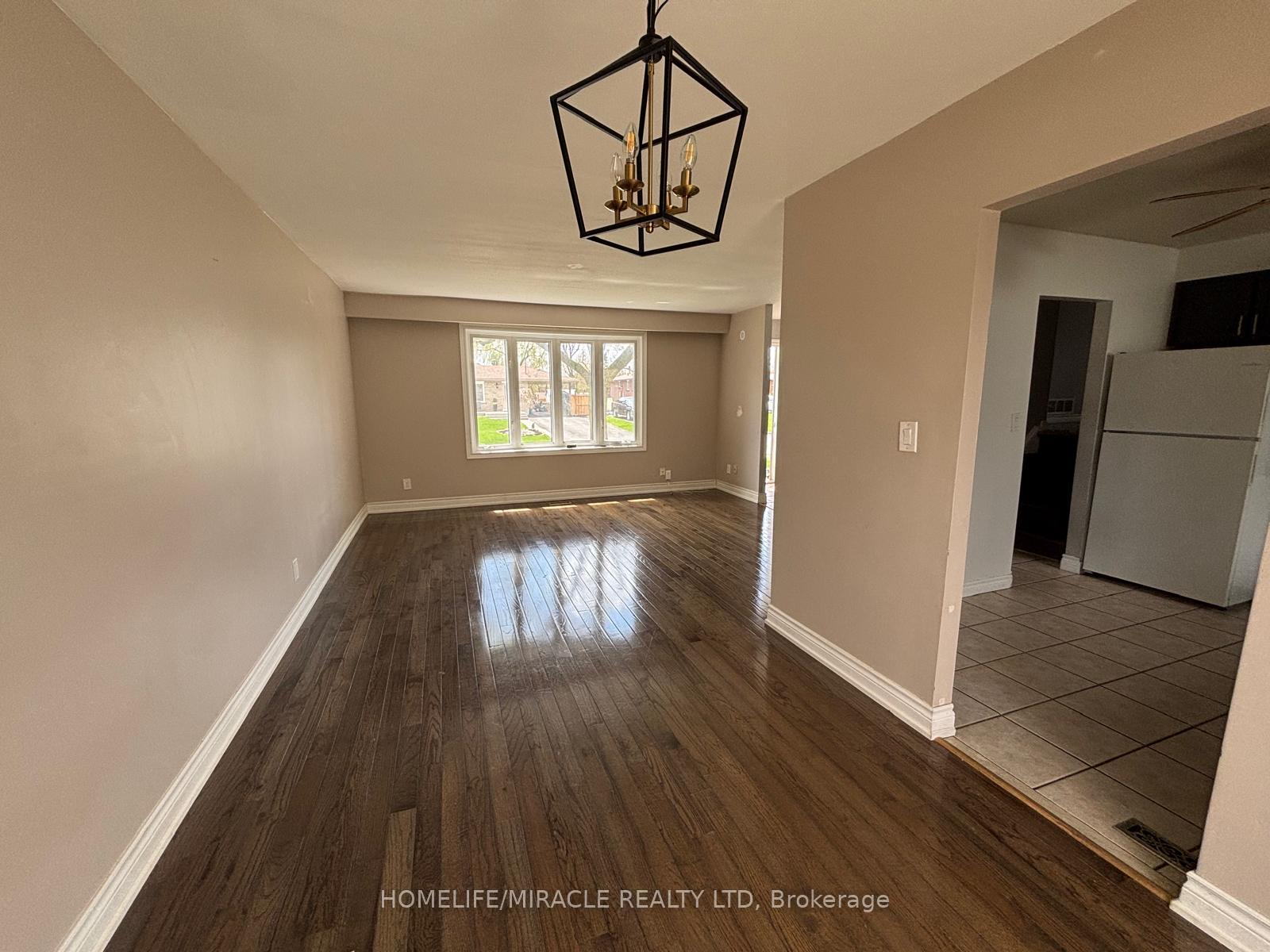Photo 7 of 455 Dianne Drive, Oshawa, Donevan — HOMEH