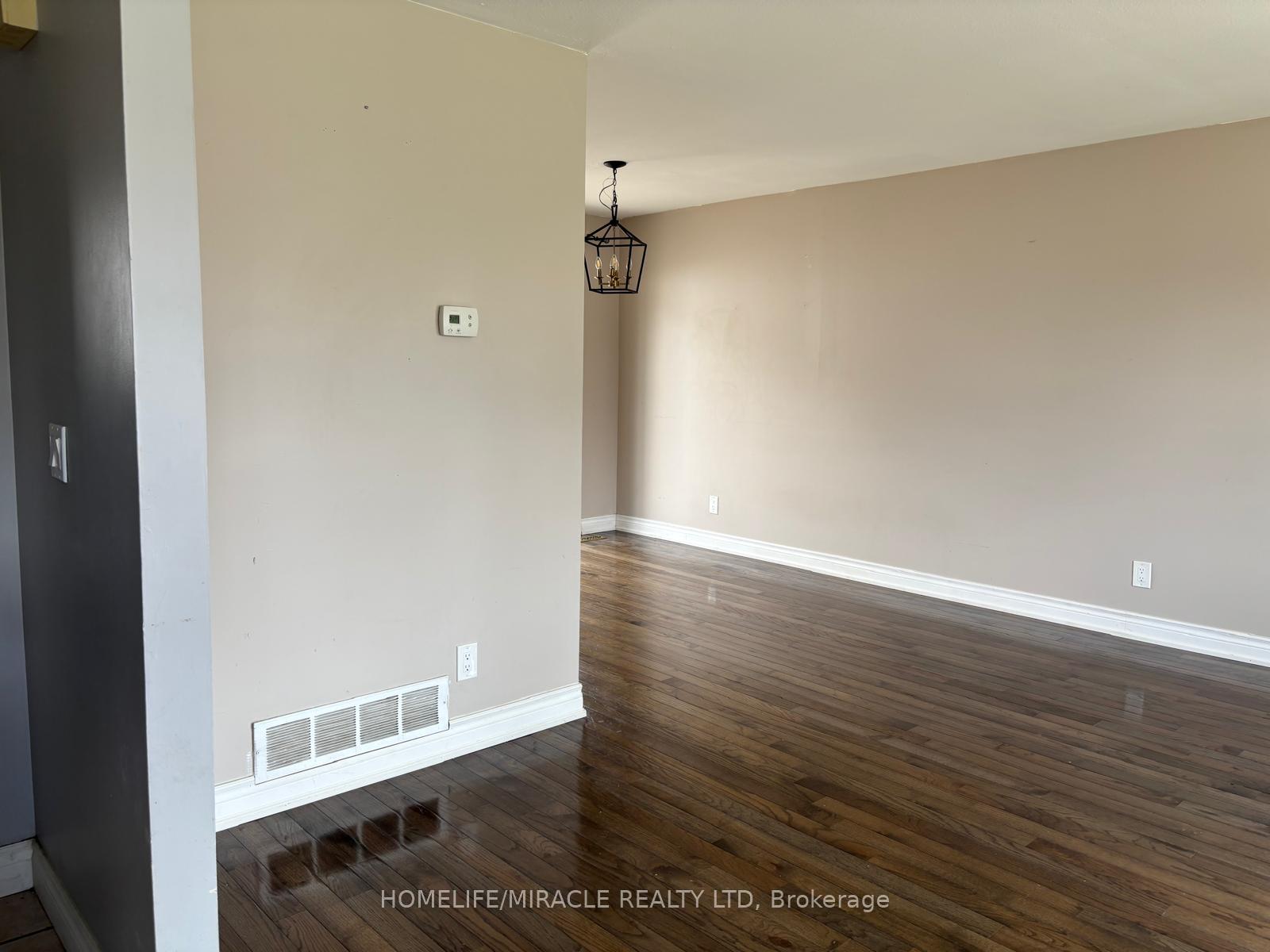 Photo 8 of 455 Dianne Drive, Oshawa, Donevan — HOMEH